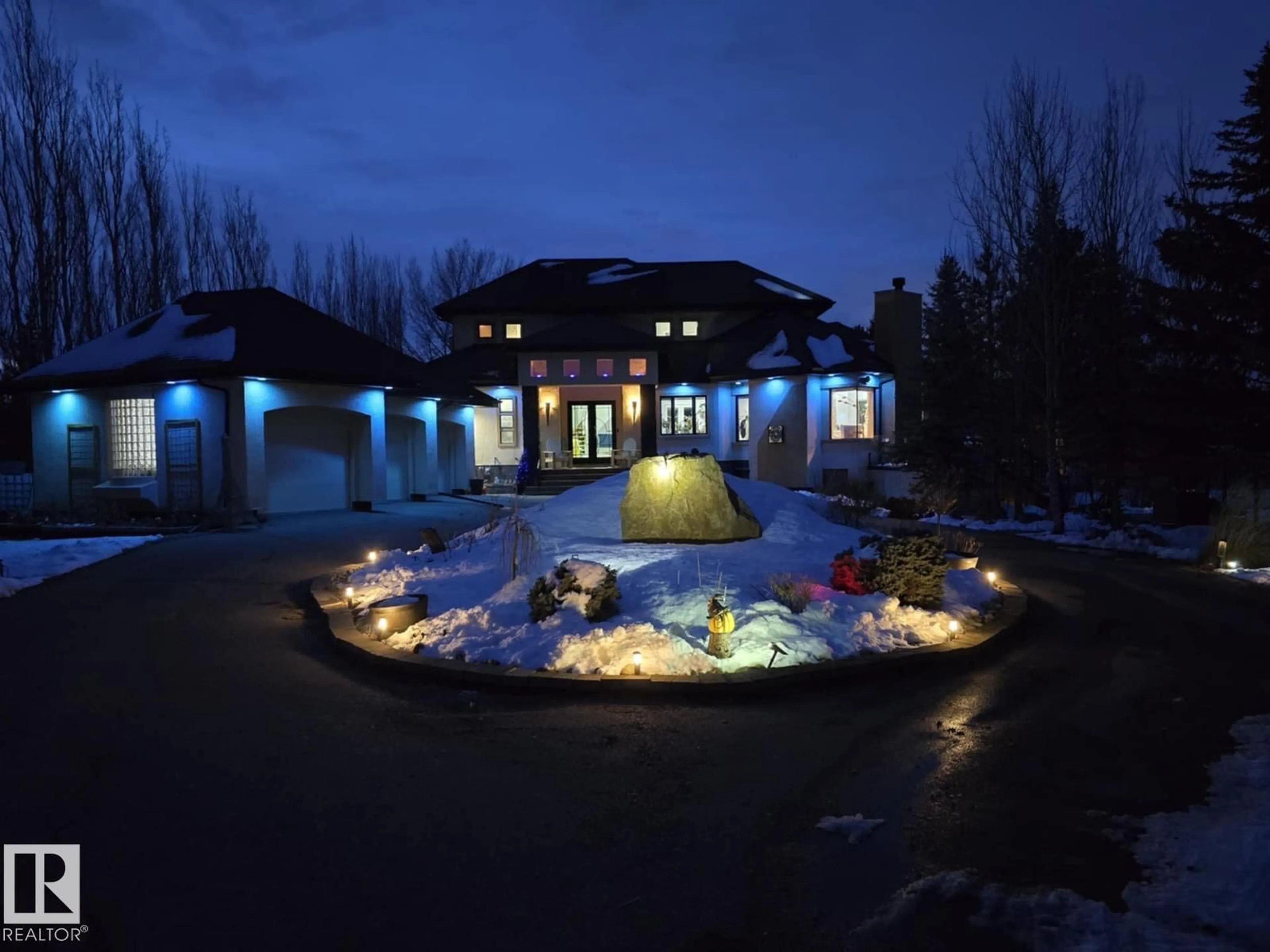 Patio, mountain view for SW - 20604 5 AV, Edmonton Alberta T6M2P4