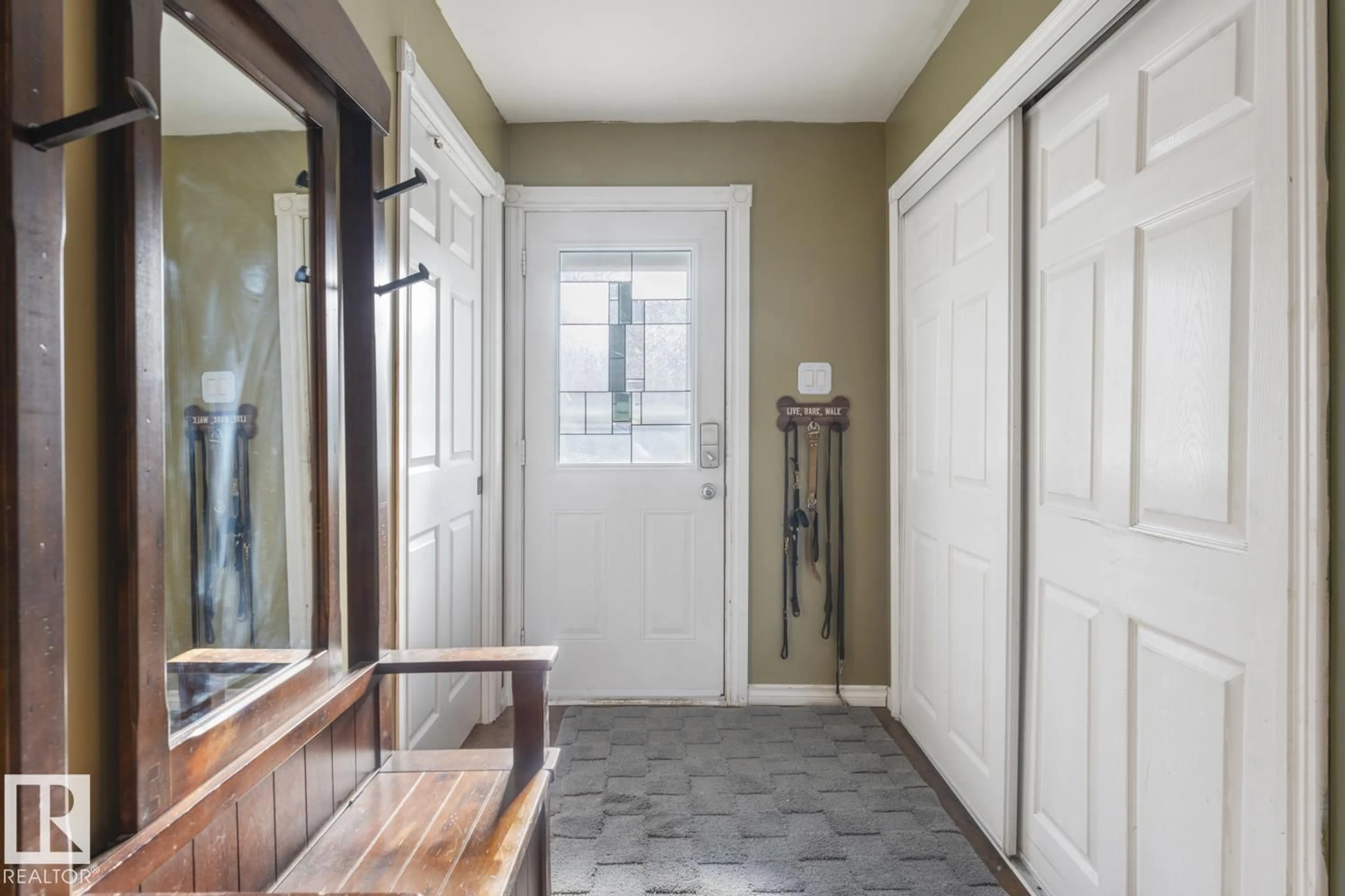 Indoor entryway for 20-62320 RGE RD 411A, Rural Bonnyville M.D. Alberta T0A0T0