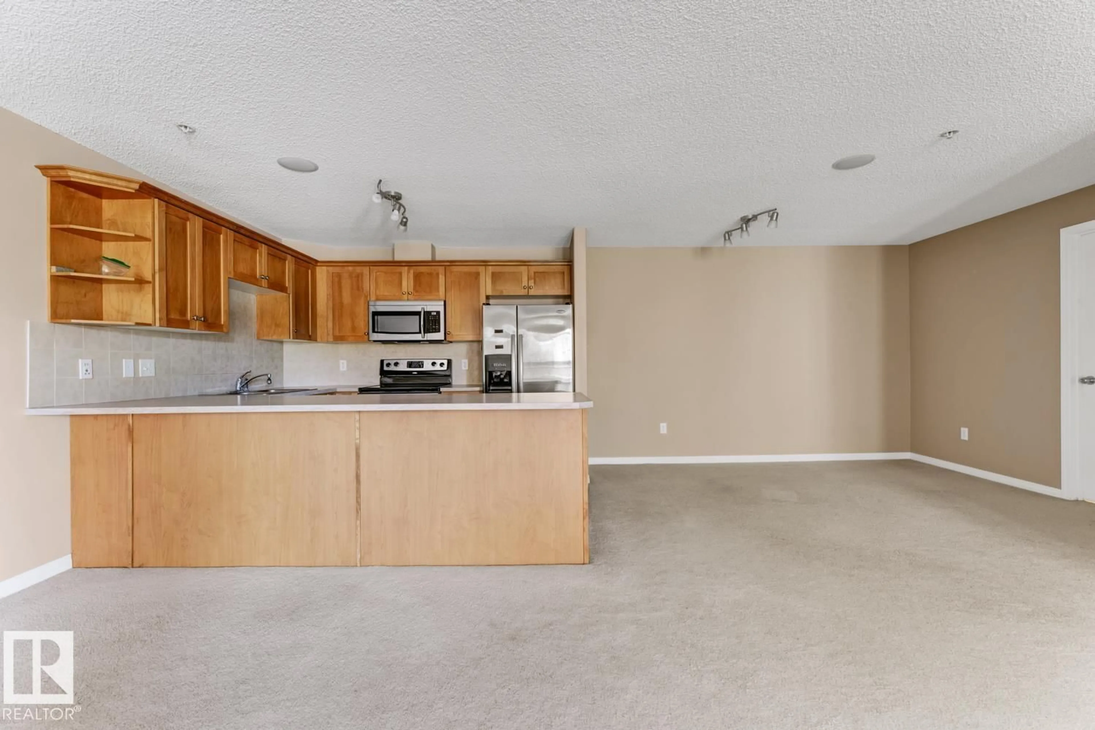 Open concept kitchen, unknown for 1520 - 230 HAMMOND GA, Edmonton Alberta T6M0J4