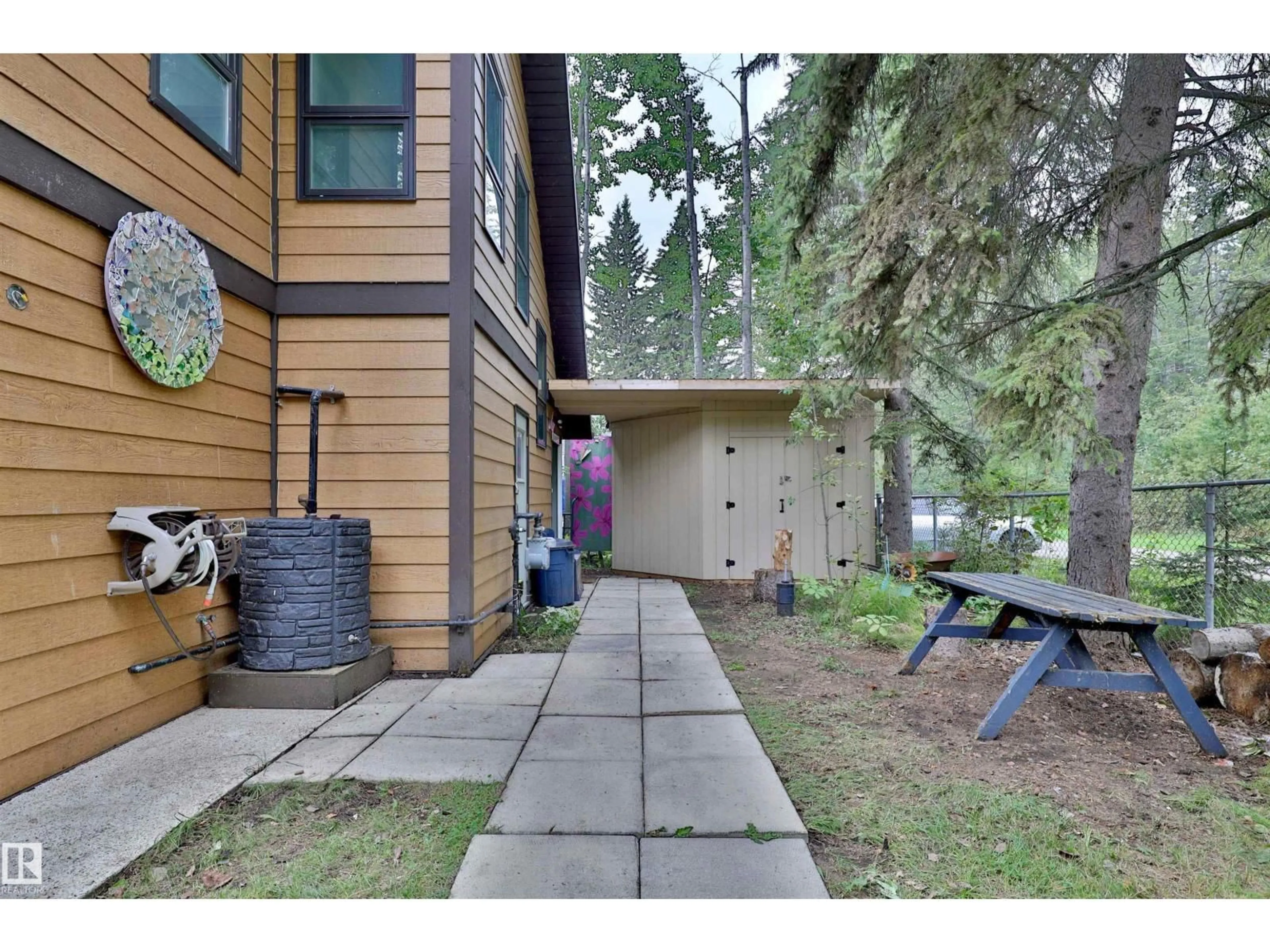 Patio, unknown for 190 GILWOOD BE, Rural Leduc County Alberta T0C2V0