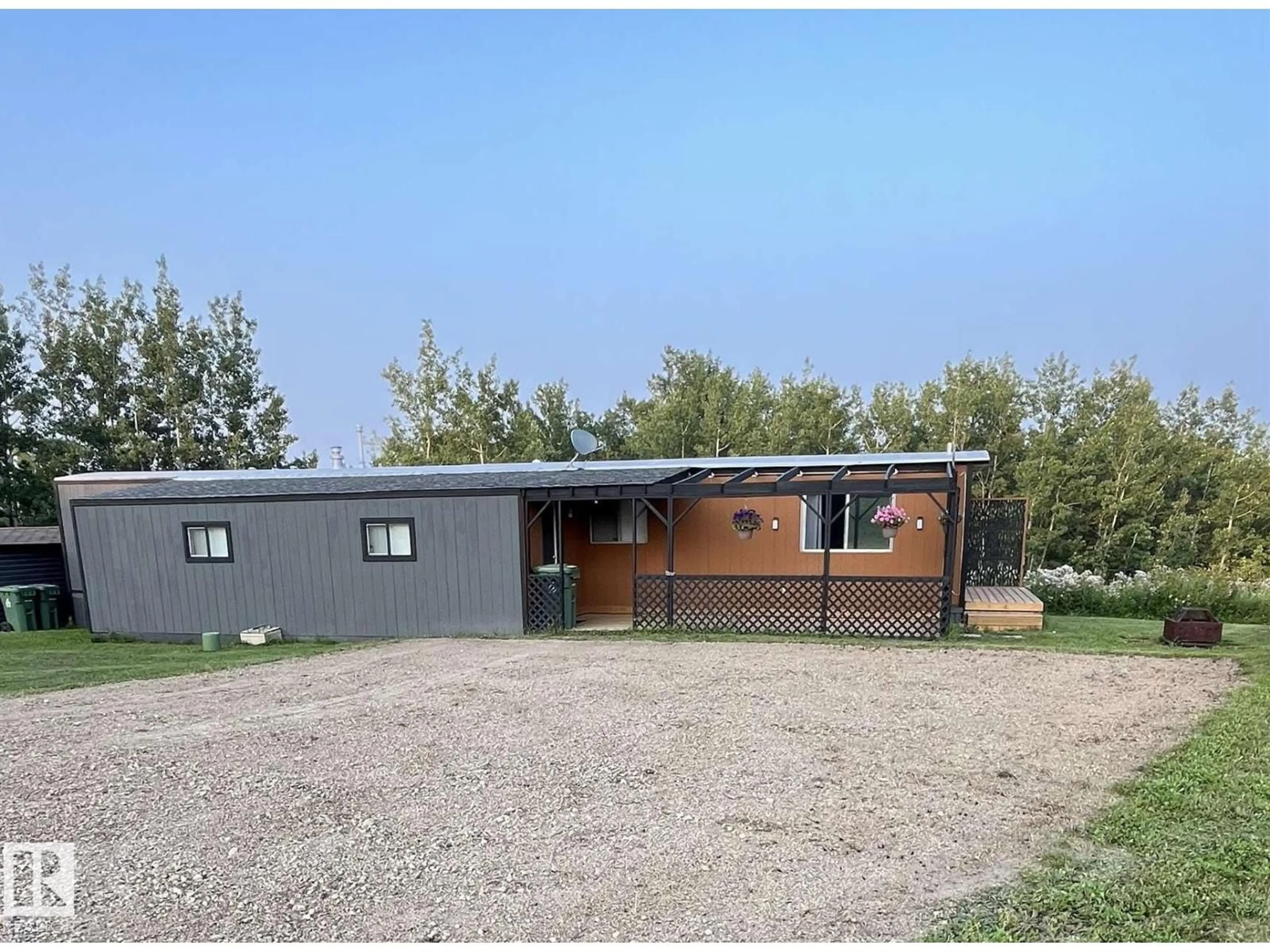 A pic from outside/outdoor area/front of a property/back of a property/a pic from drone, building for 5 - 54228 RGE ROAD 12, Rural Lac Ste. Anne County Alberta T0E1V2
