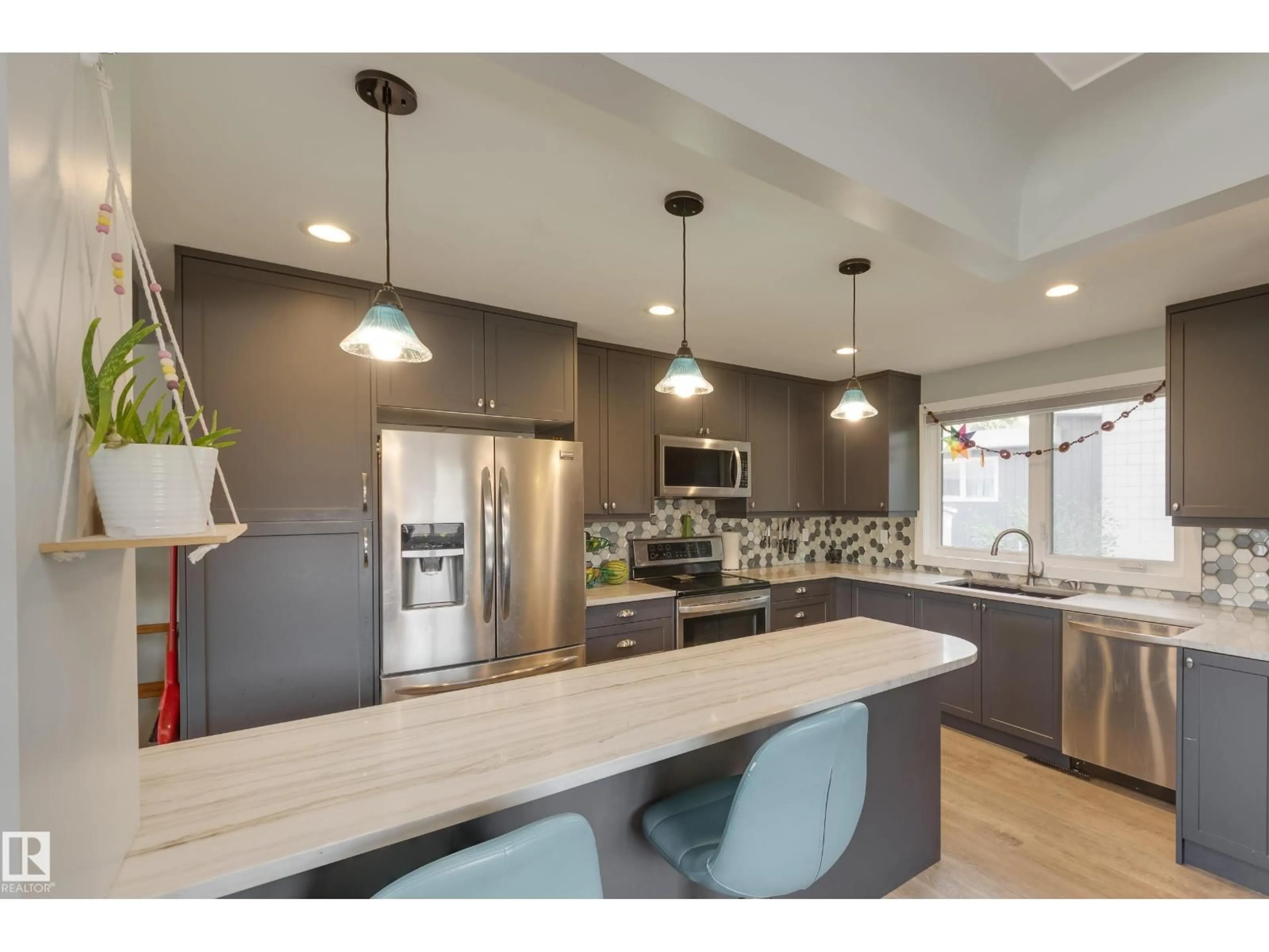 Open concept kitchen, unknown for 7107 96B AV, Edmonton Alberta T6B1B9