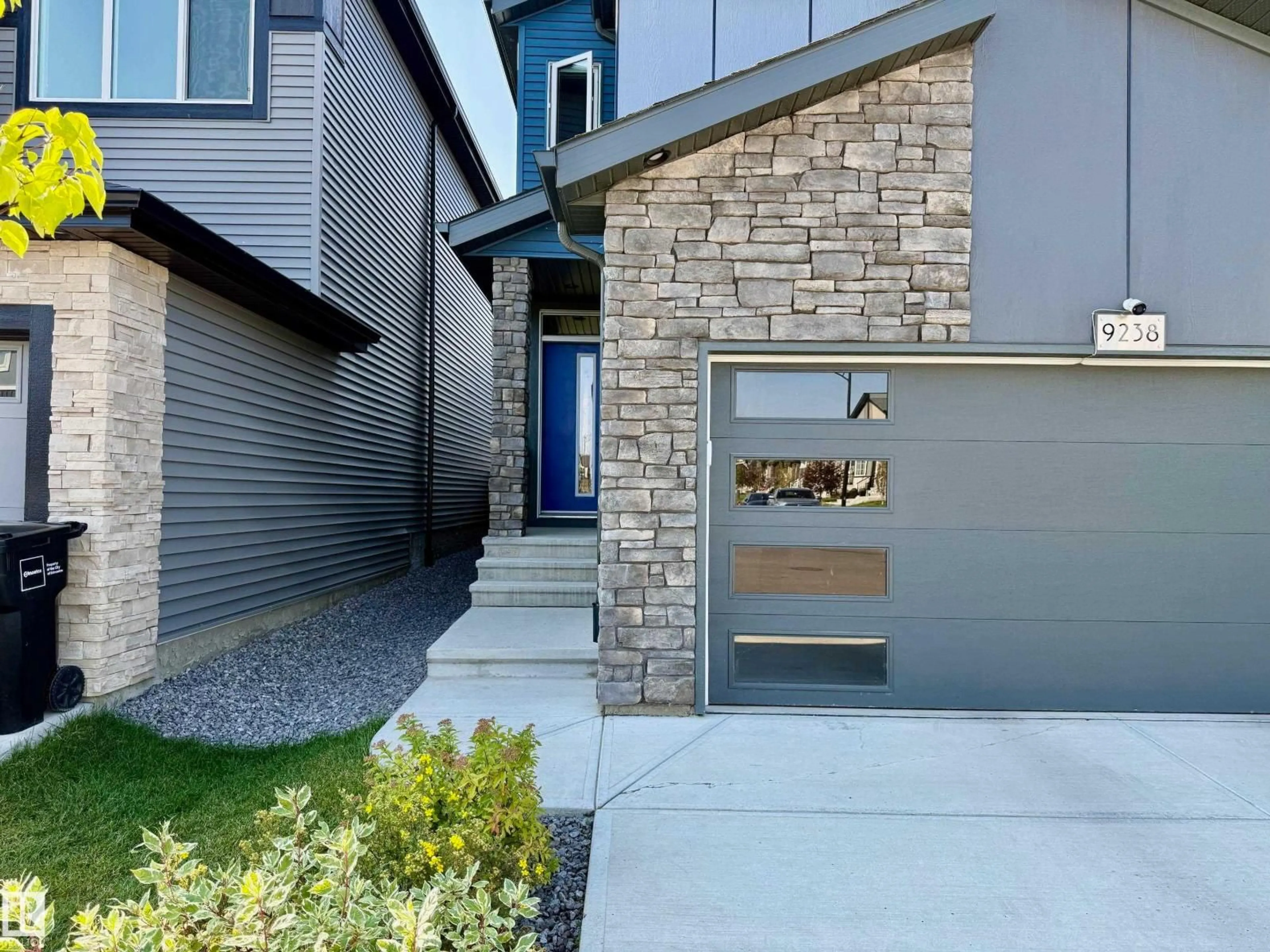 Home with brick exterior material, street for 9238 PEAR DR, Edmonton Alberta T6X2X5