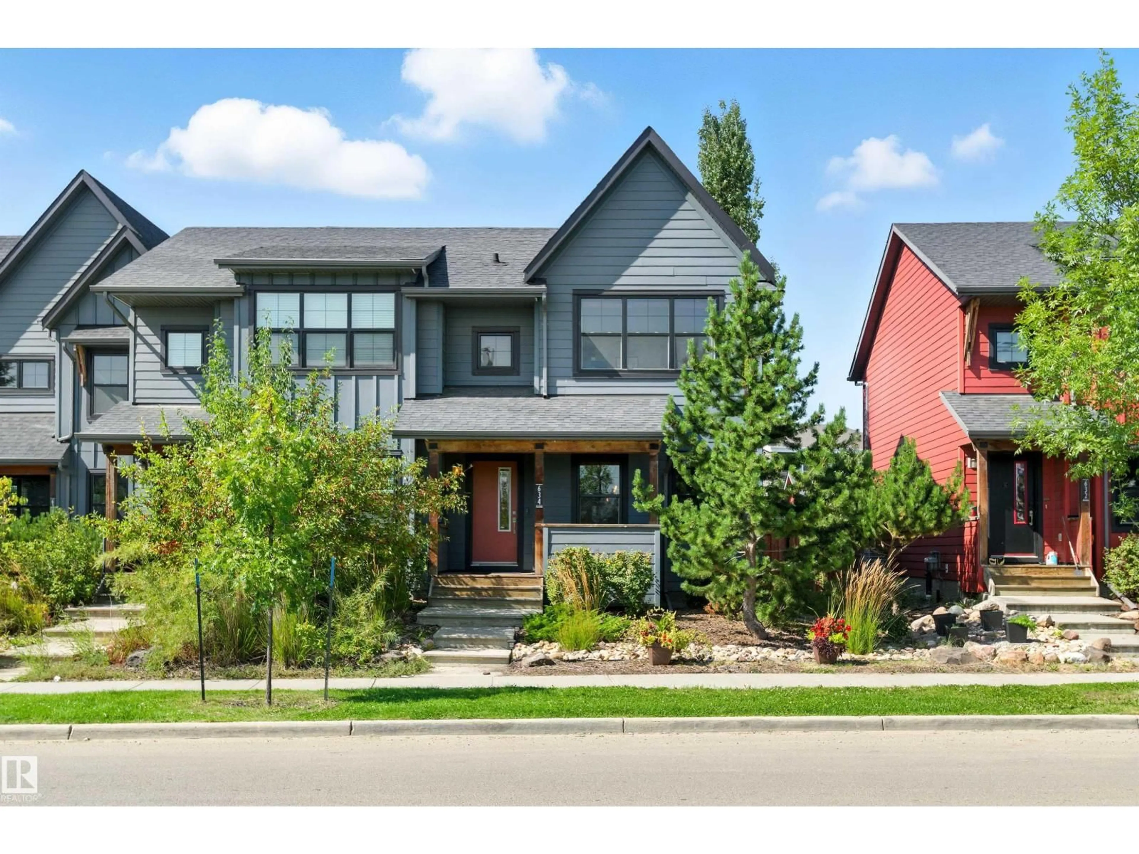 Home with brick exterior material, street for 634 CHAPPELLE DR, Edmonton Alberta T6W1Y6