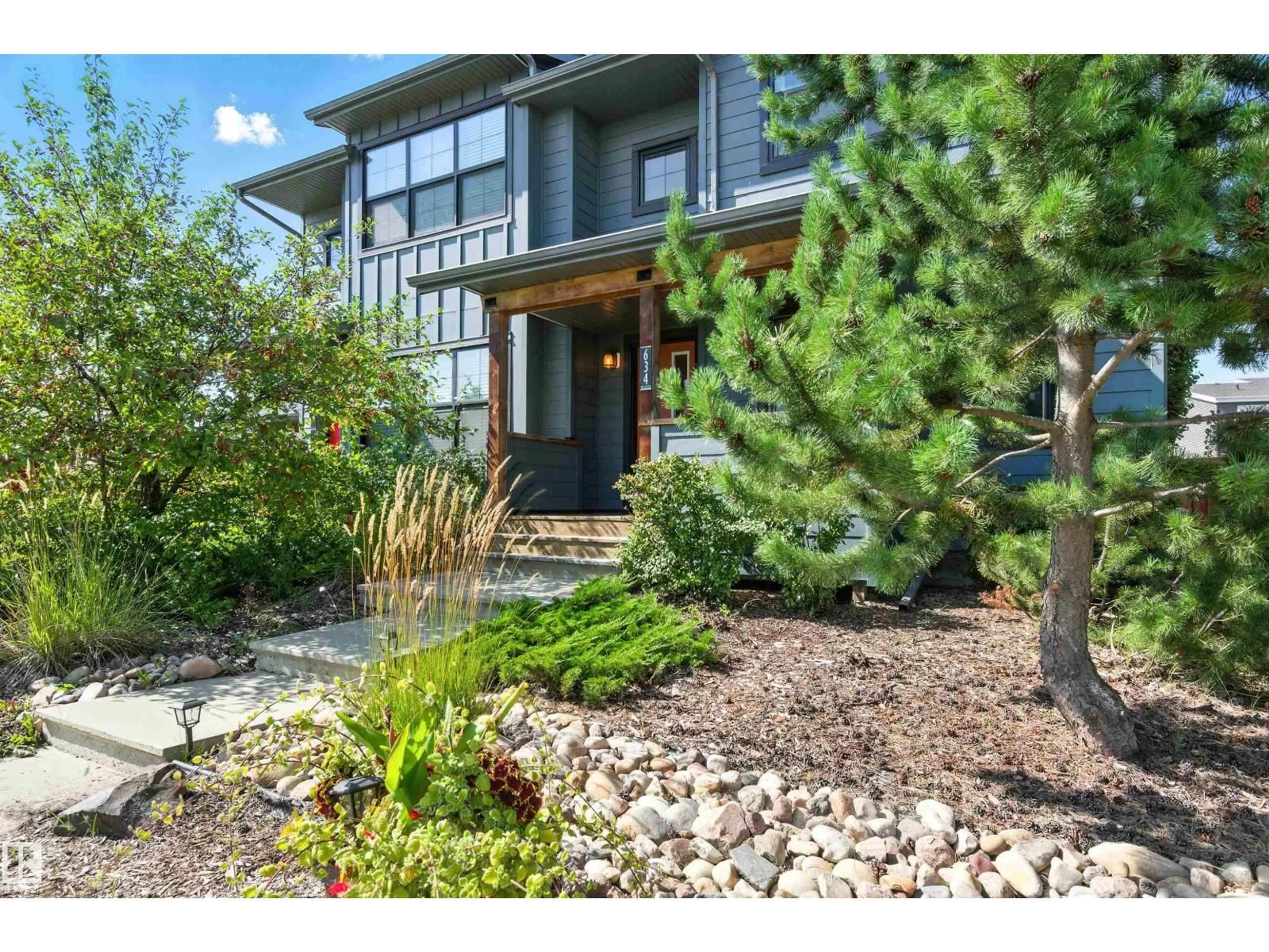 Unknown for 634 CHAPPELLE DR, Edmonton Alberta T6W1Y6