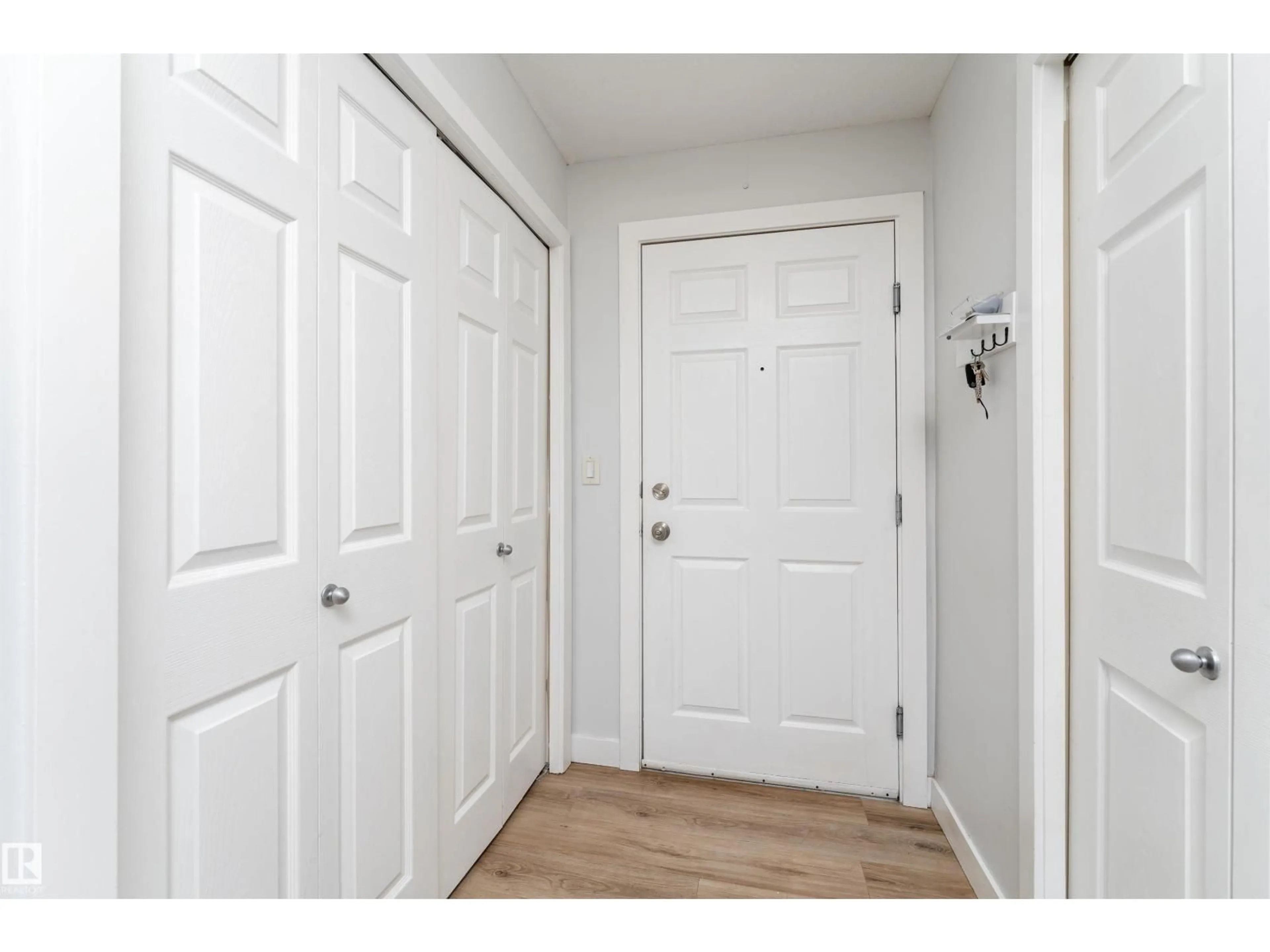 Indoor entryway for 920 - 116 156 ST, Edmonton Alberta T6R0N6