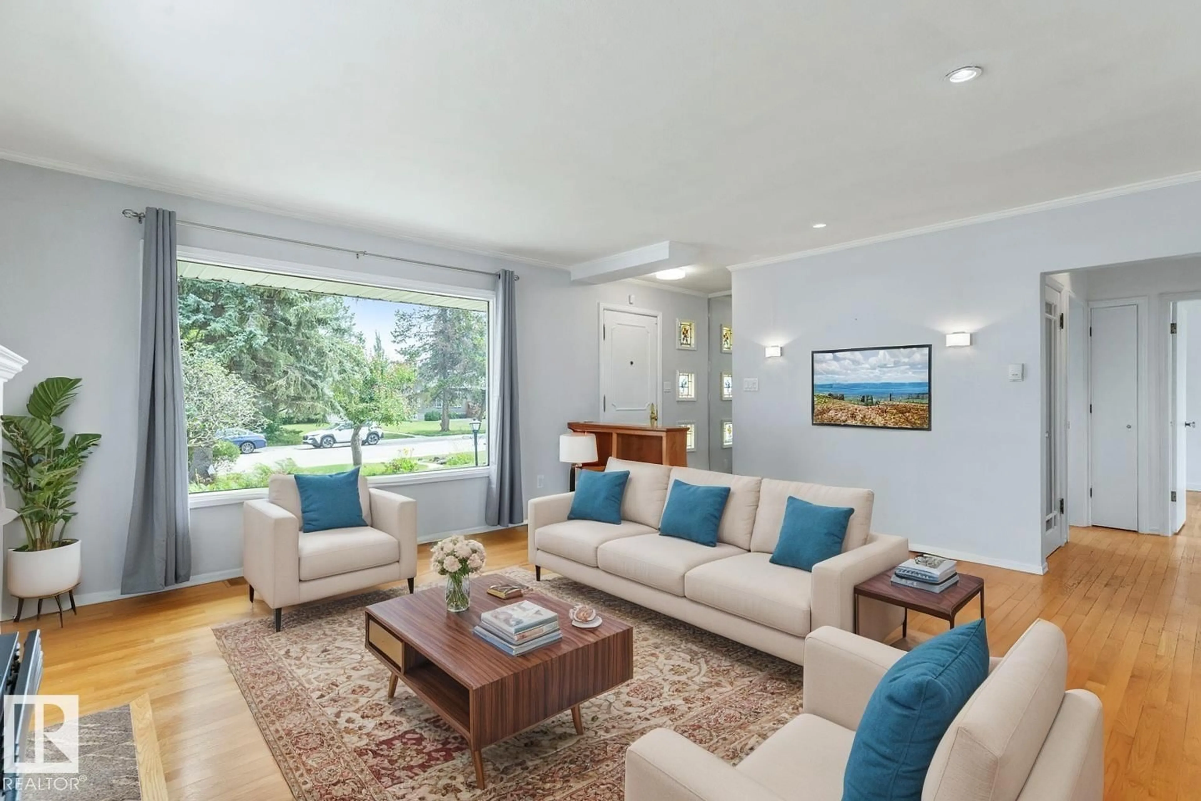 Living room with furniture, unknown for NW - 10926 117 ST, Edmonton Alberta T5H3N6