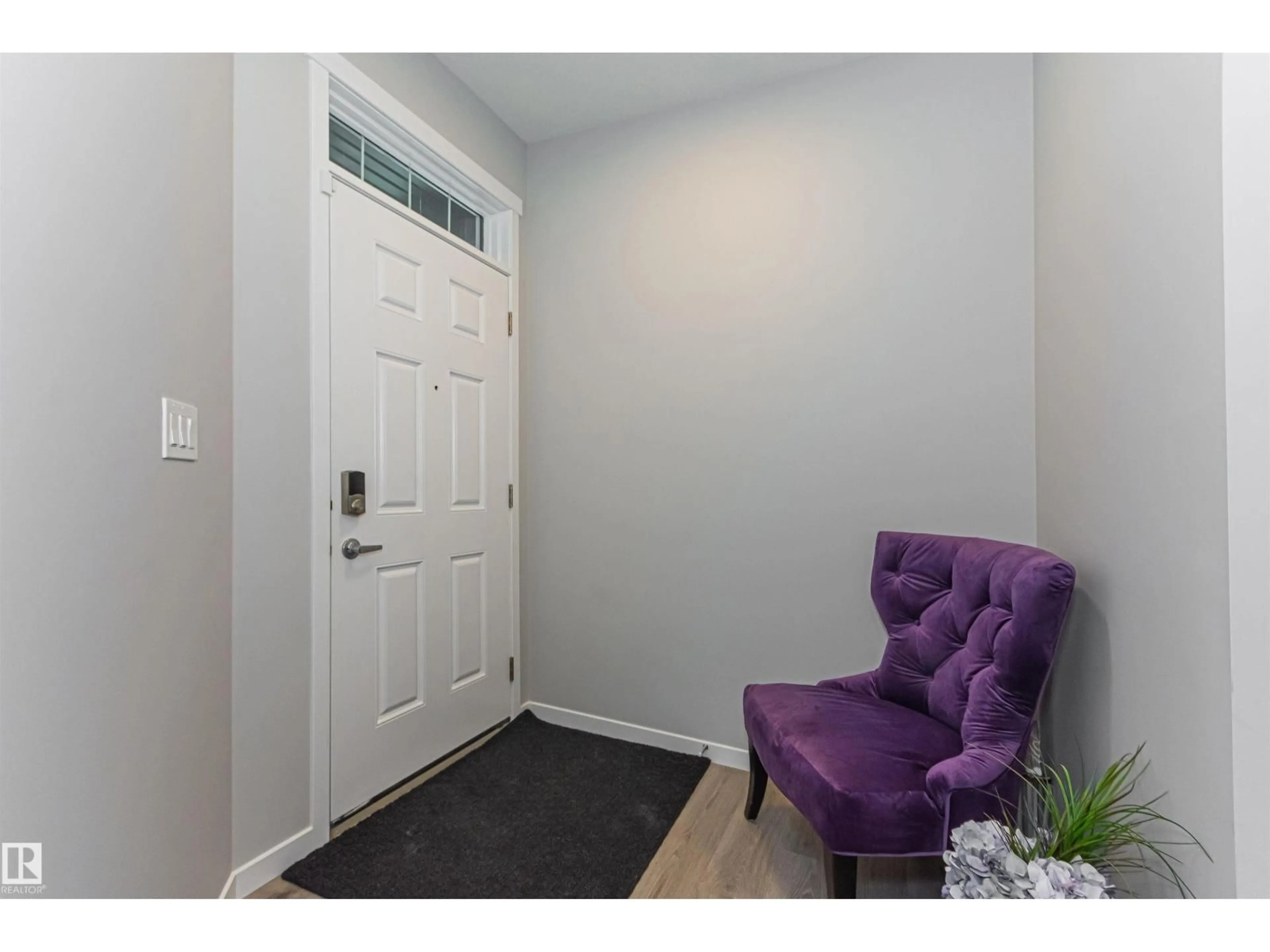 Indoor entryway for 1395 SECORD LANDING LD, Edmonton Alberta T5T7A7