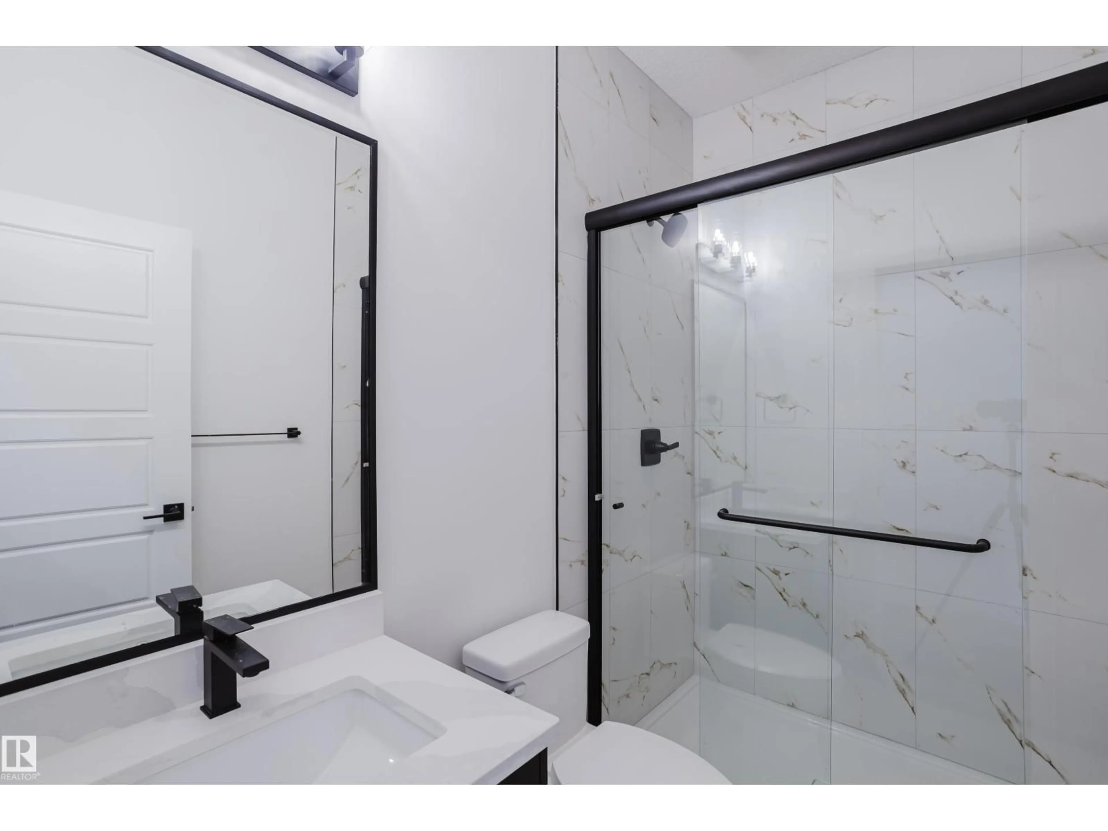 Standard bathroom, ceramic/tile floor for 19423 26 AV, Edmonton Alberta T6M1P5