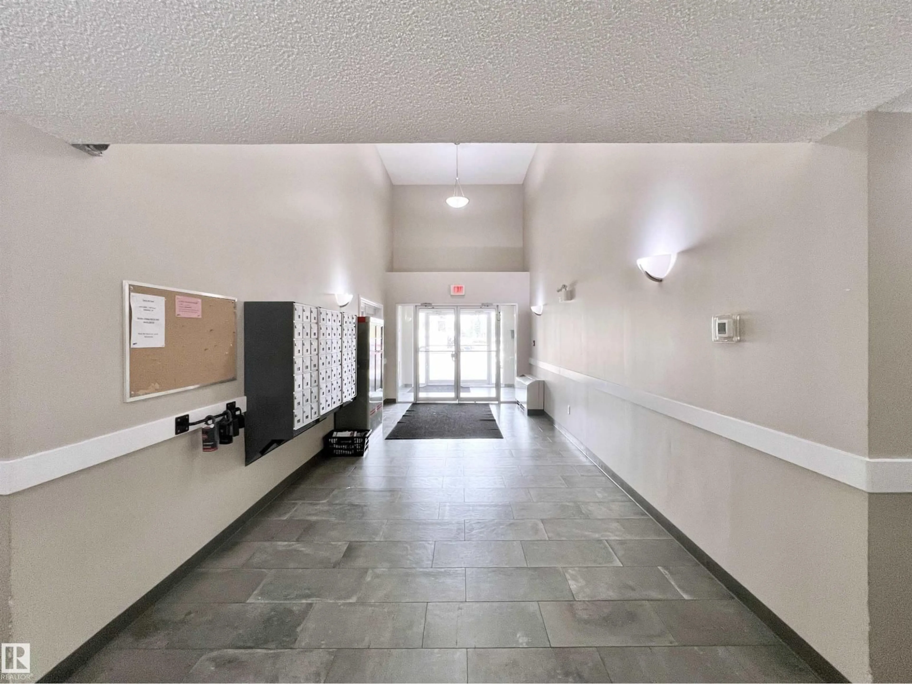 Unknown for 311 - 6925 199 ST, Edmonton Alberta T5T3X8