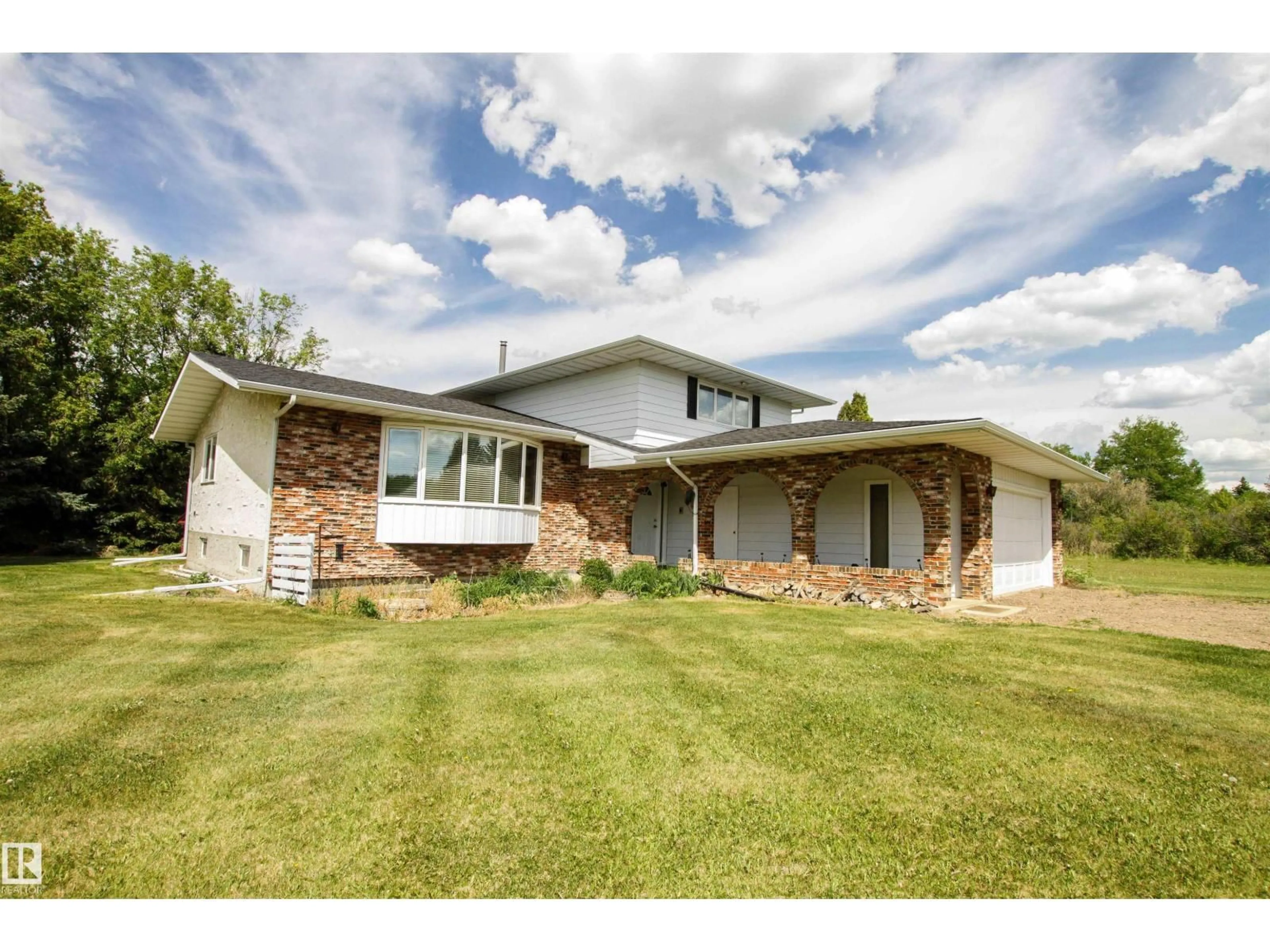 Home with brick exterior material, unknown for 53111 RGE ROAD 220, Rural Strathcona County Alberta T8E2C6