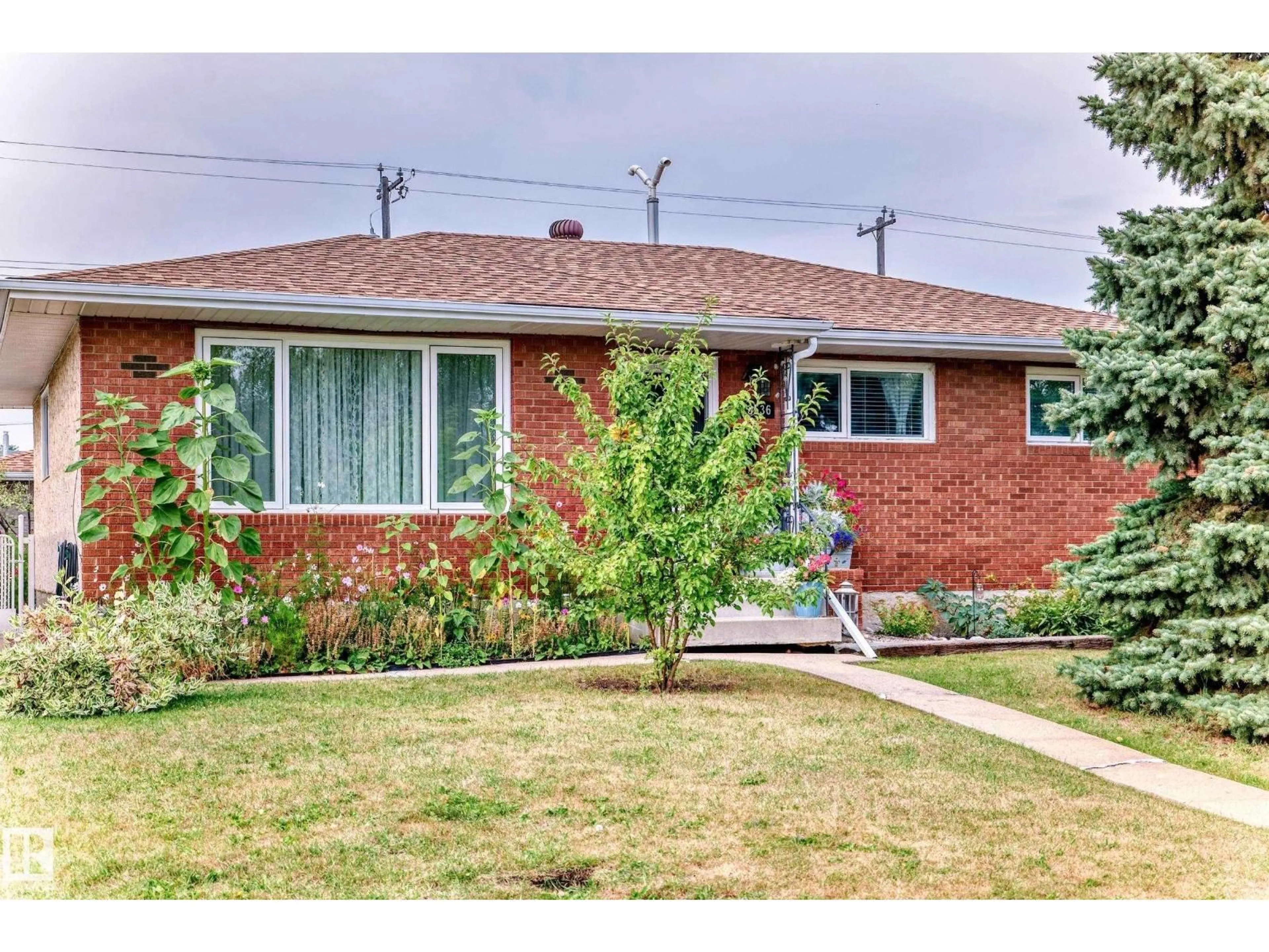 Home with brick exterior material, street for NW - 13536 86 ST, Edmonton Alberta T5B3E8
