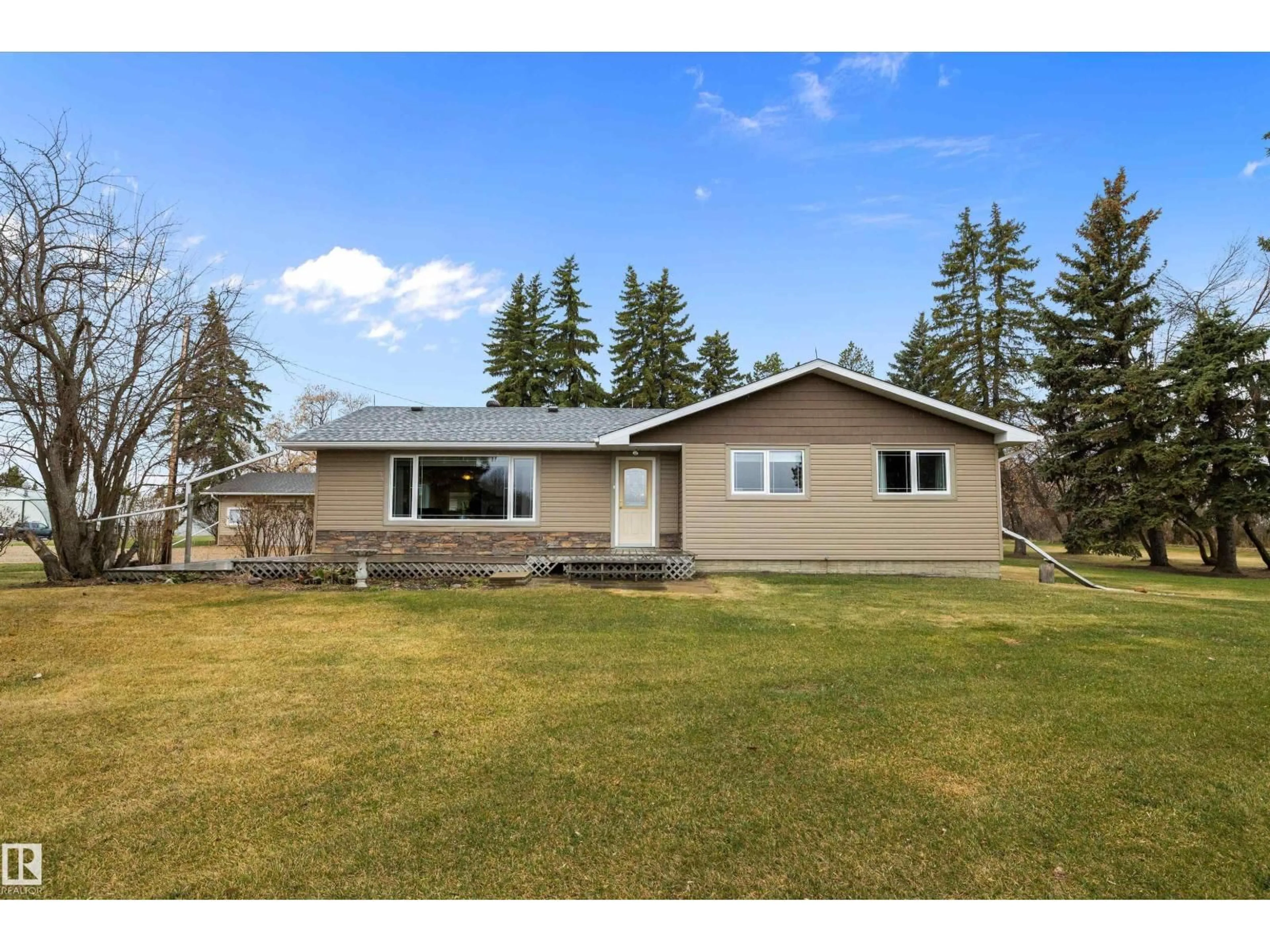 Unknown for 55516 - 55518 RGE ROAD 250, Rural Sturgeon County Alberta T8R1P4
