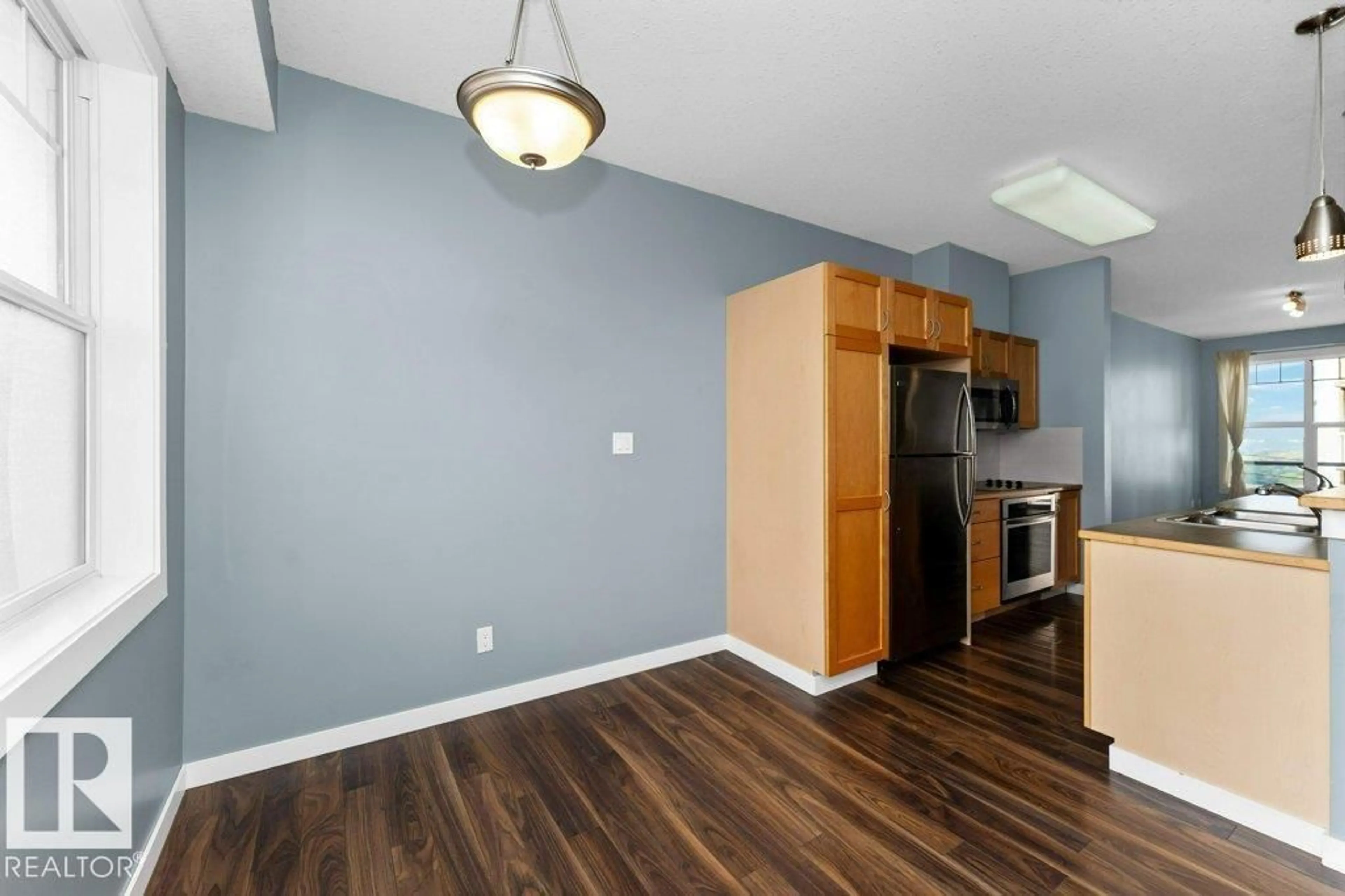 Unknown for 408 - 9828 112 ST, Edmonton Alberta T5K1L4