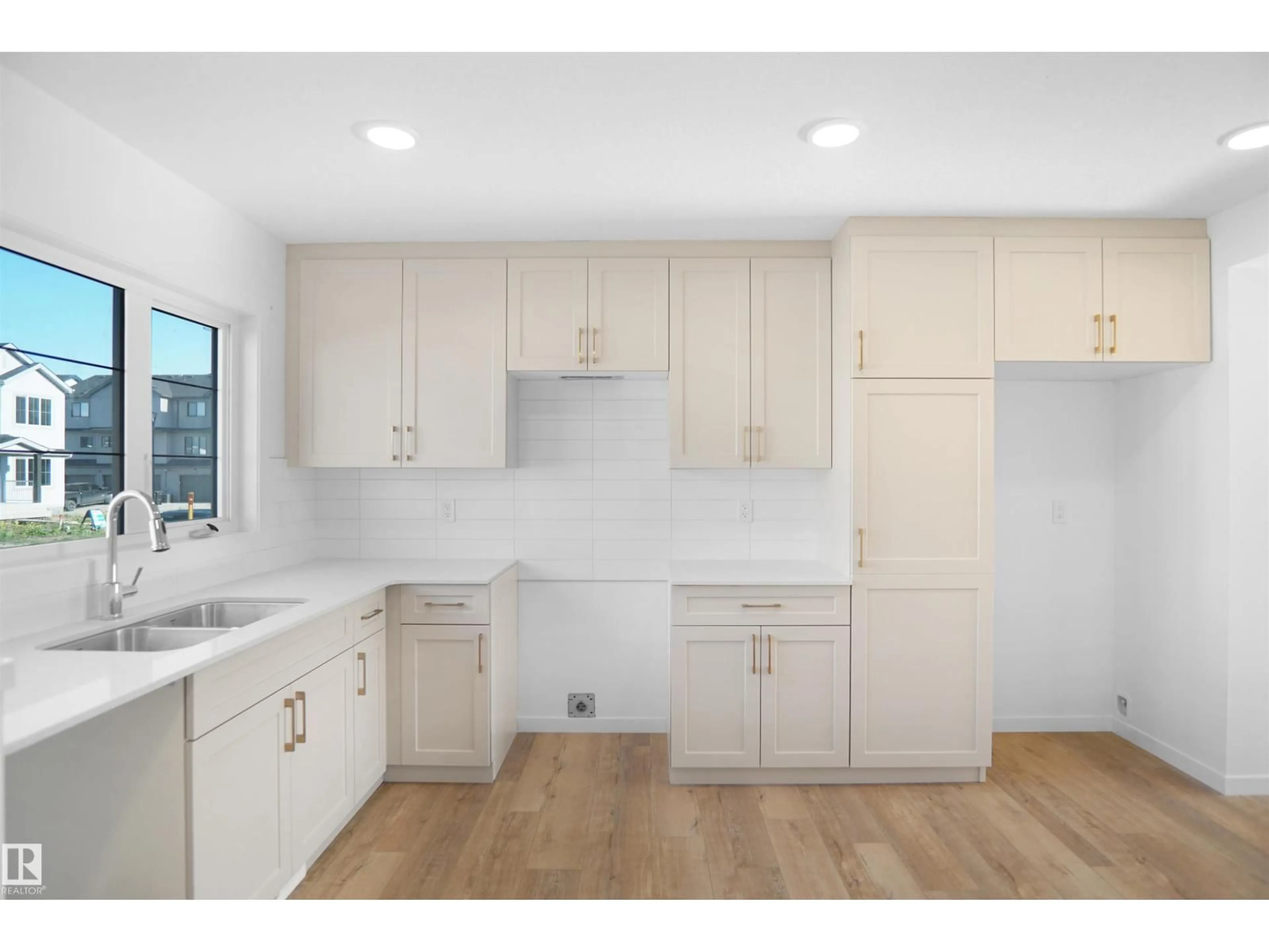 Unknown for 96 - 1430 ASTER WY, Edmonton Alberta T6T2N8