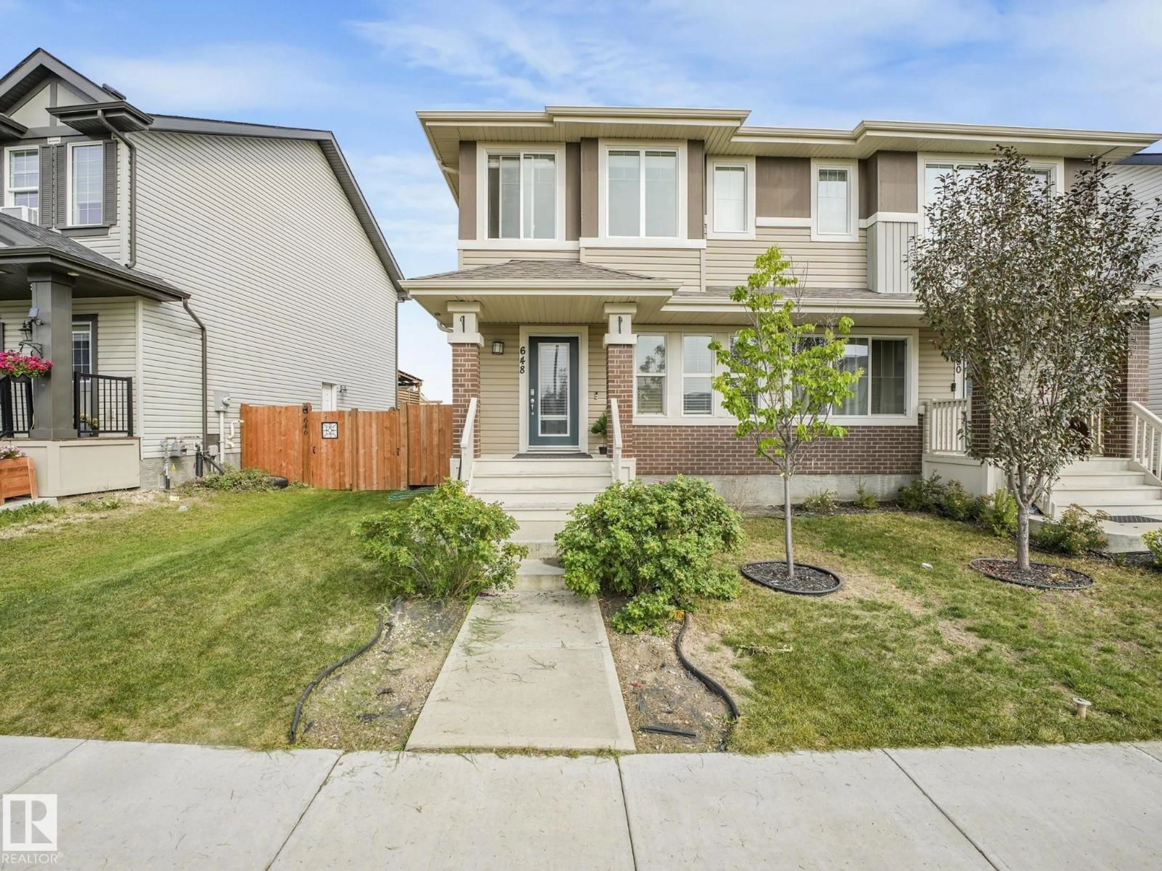 Unknown for 648 LEWIS GREENS DR, Edmonton Alberta T5T7G4