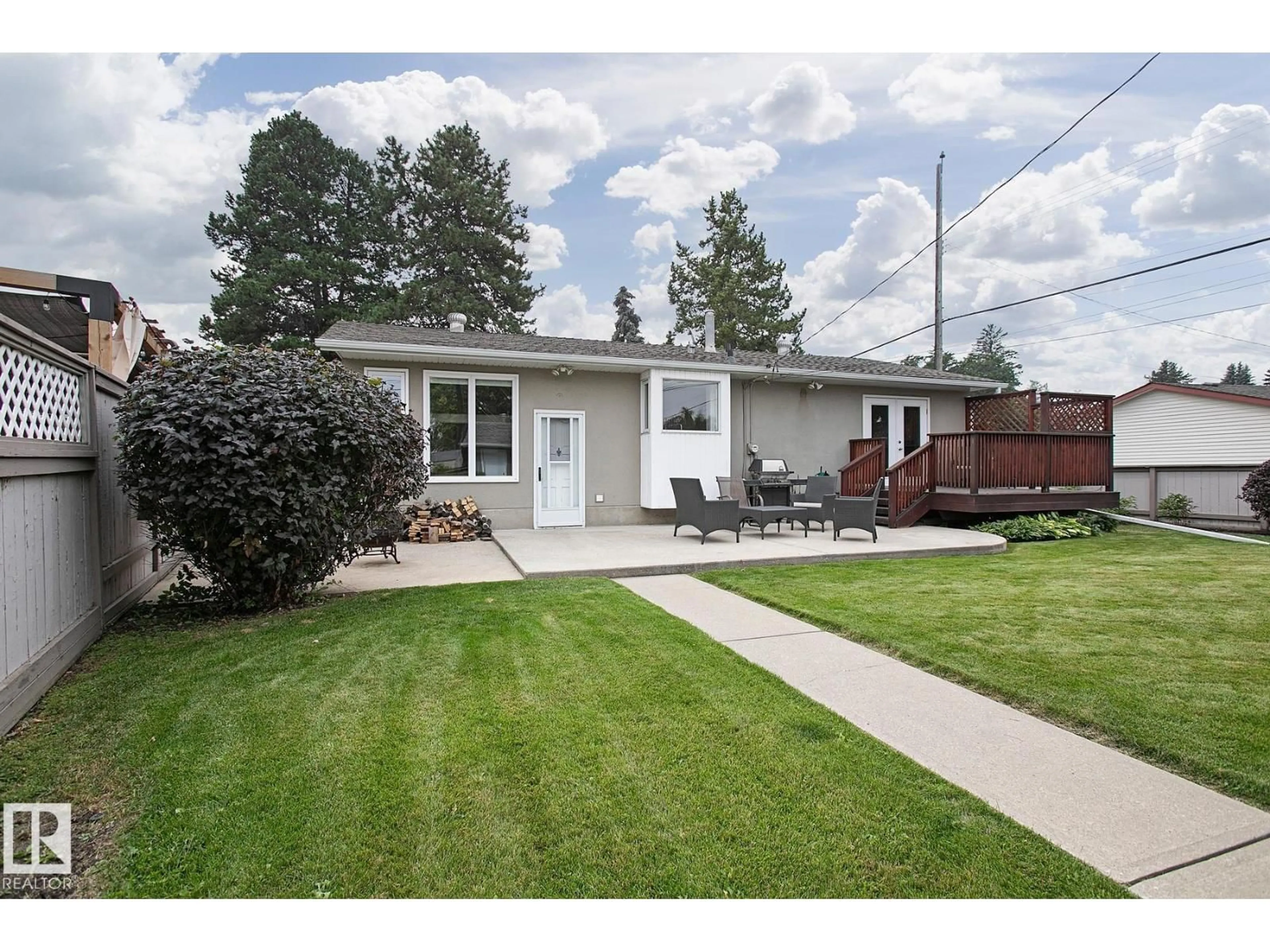 Unknown for 4412 107 AV, Edmonton Alberta T6A1J5