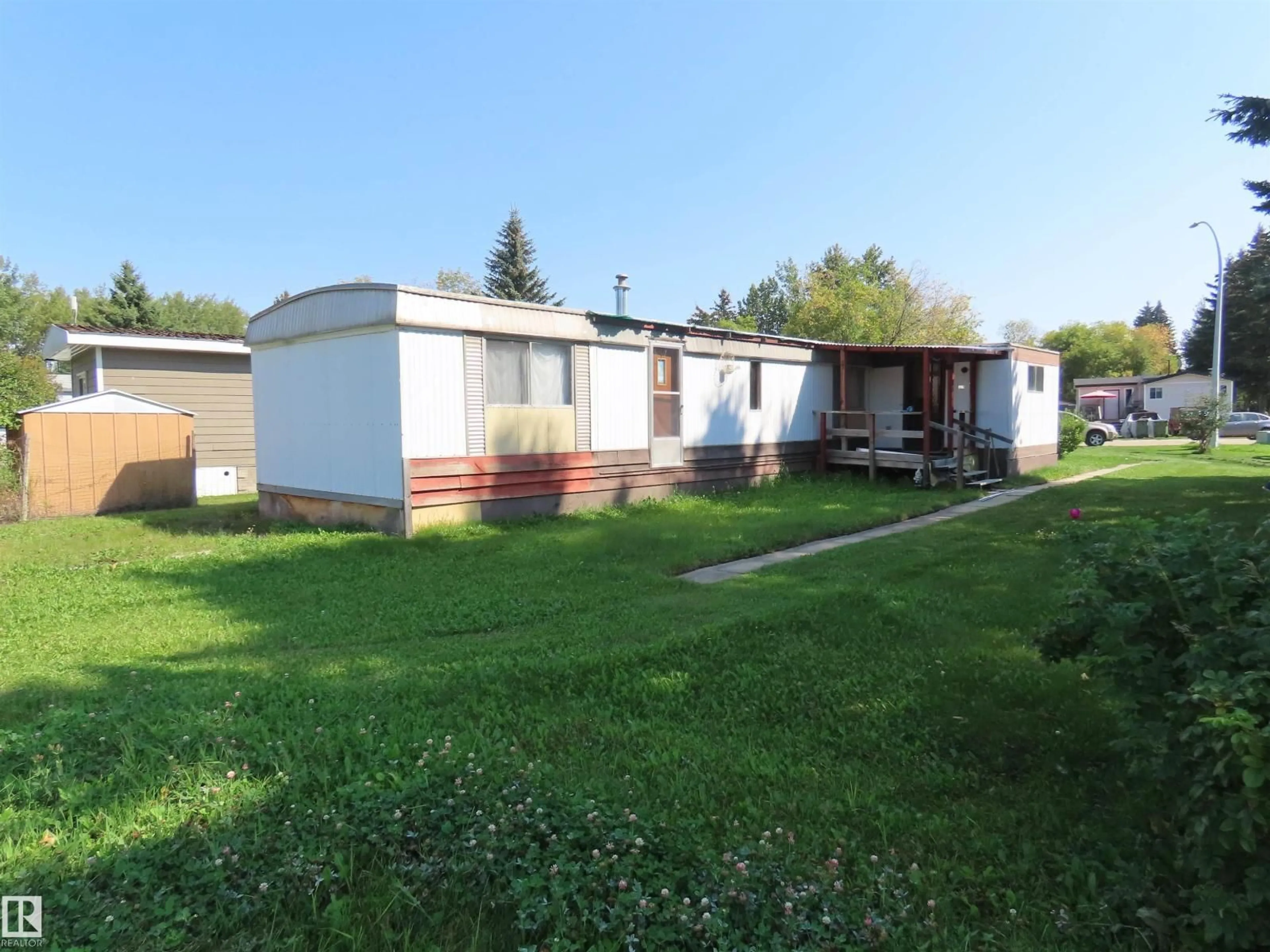Unknown for 5128 50 ST, Onoway Alberta T0E1V0