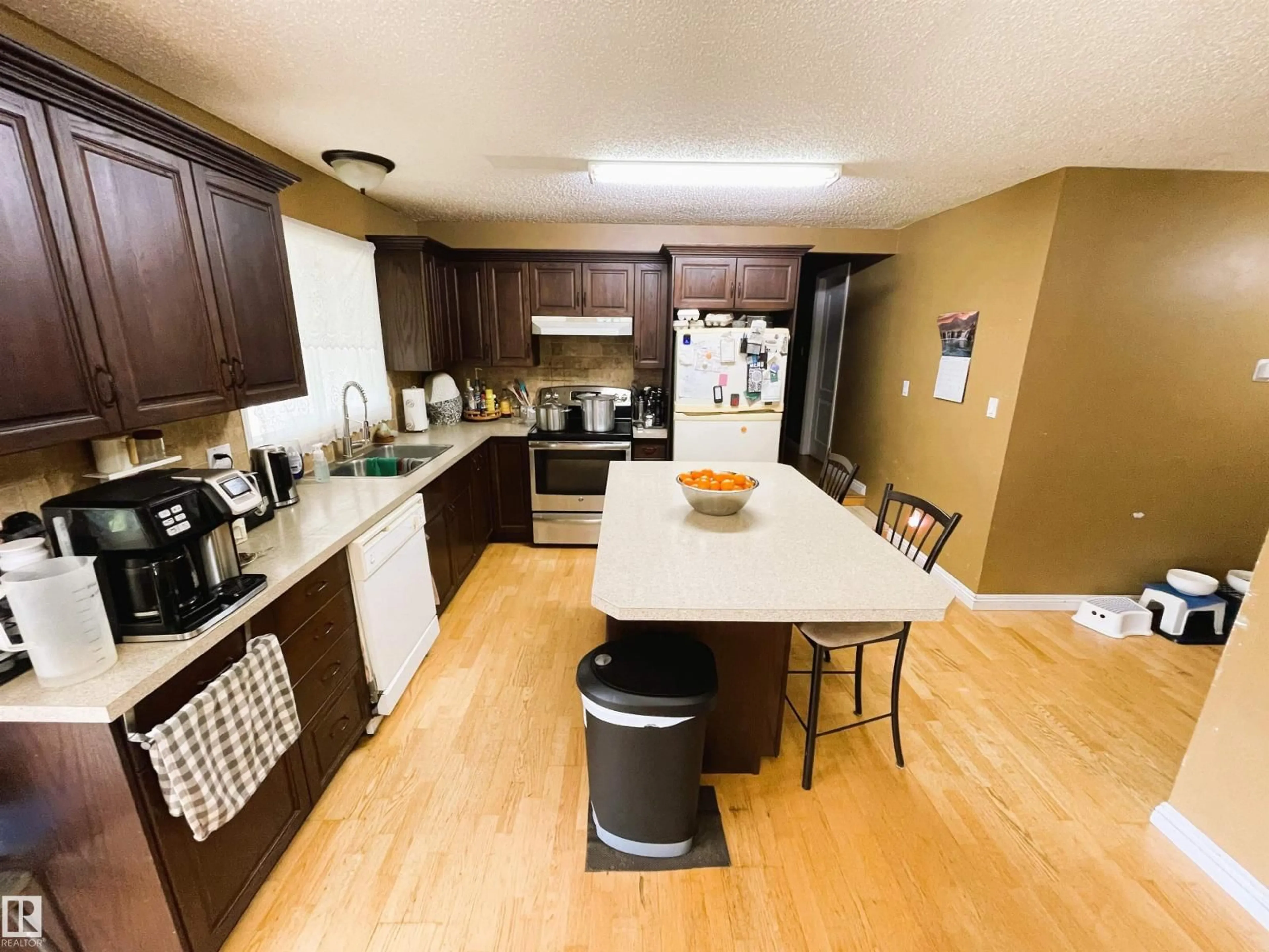 Open concept kitchen, unknown for 62106 RGE RD 455, Rural Bonnyville M.D. Alberta T9N0H3