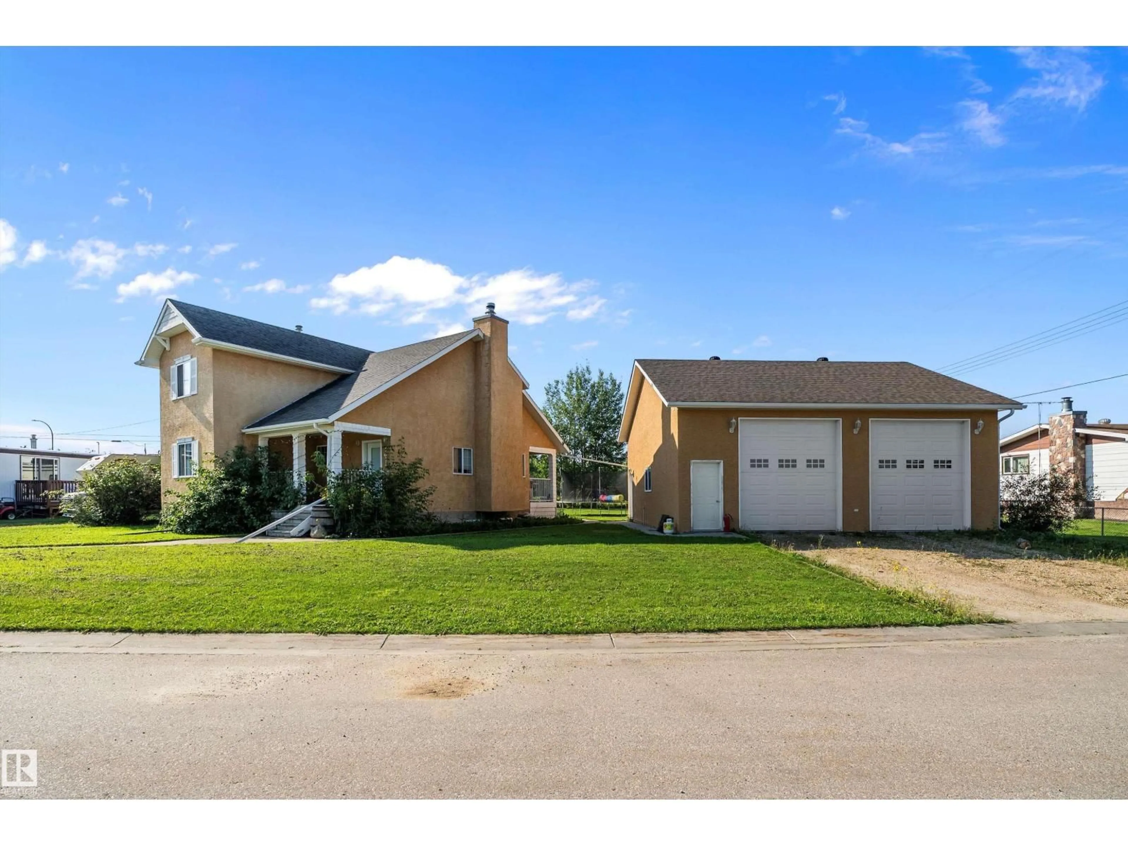 Unknown for 5015 47 AV, Evansburg Alberta T0E0T0