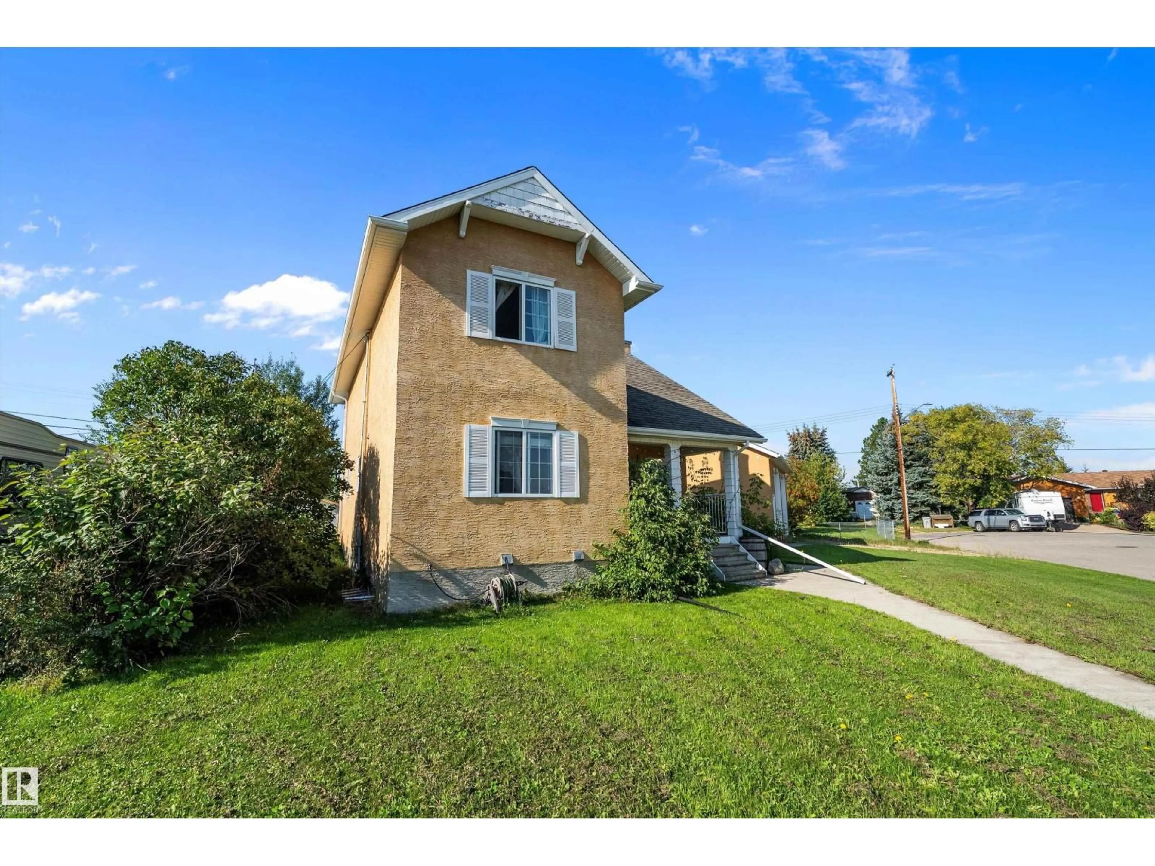 Unknown for 5015 47 AV, Evansburg Alberta T0E0T0