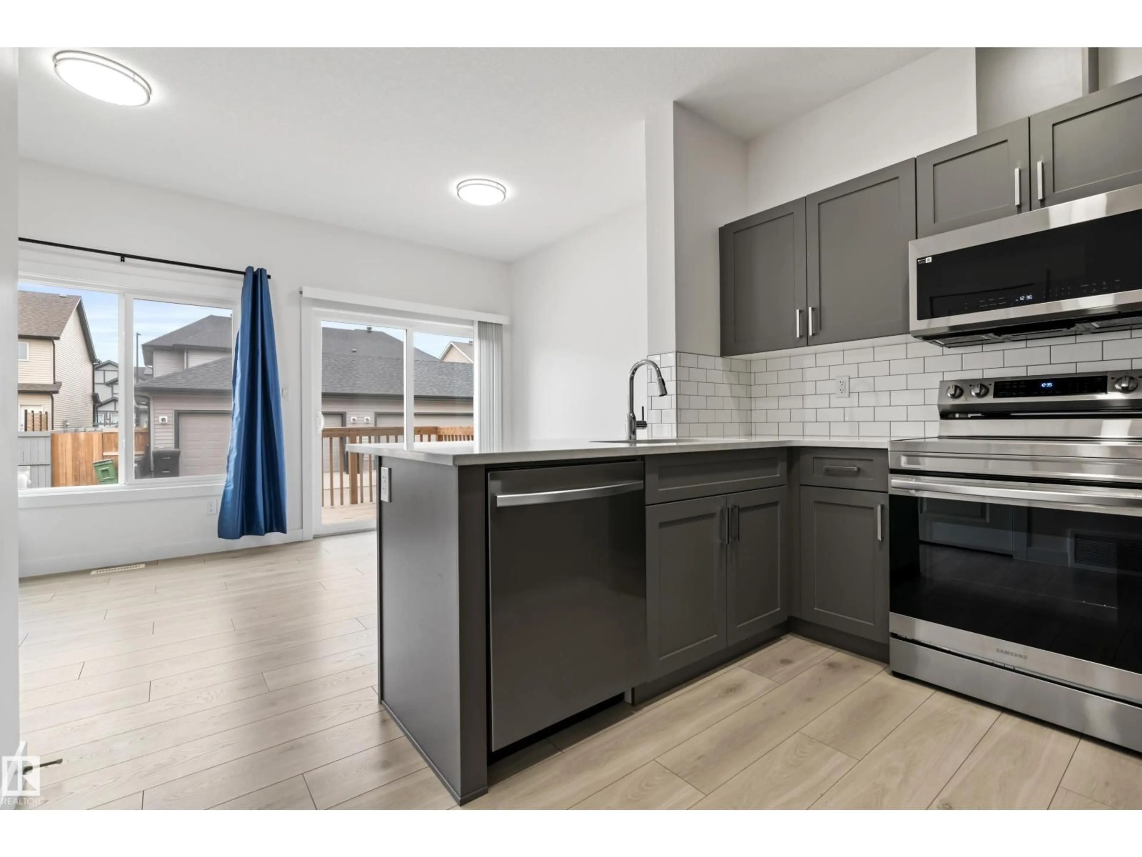 Open concept kitchen, unknown for 740 - 20 DANIELS WY, Edmonton Alberta T6W5N1