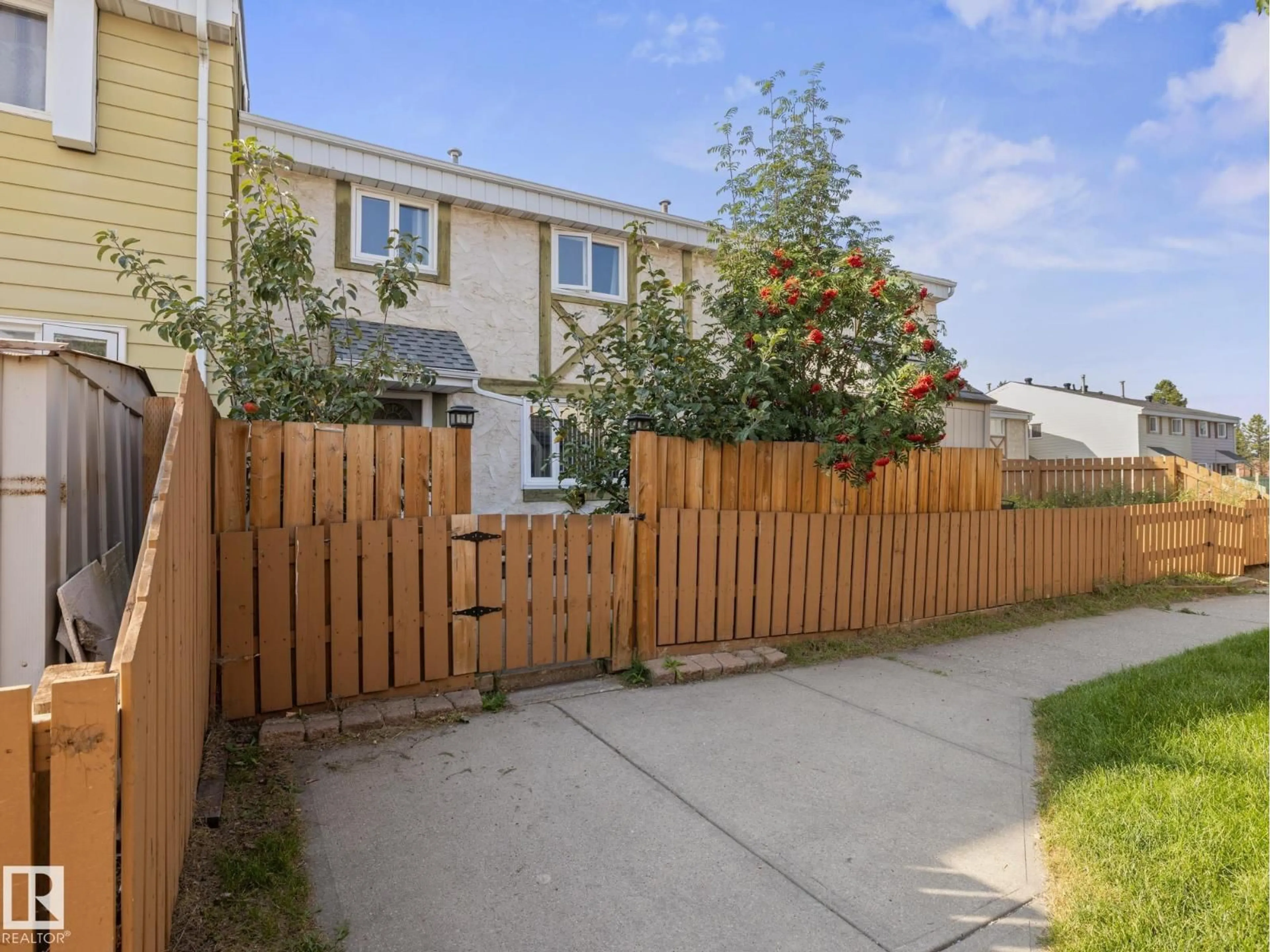 Unknown for E - 20 CALLINGWOOD CO, Edmonton Alberta T5T0H5