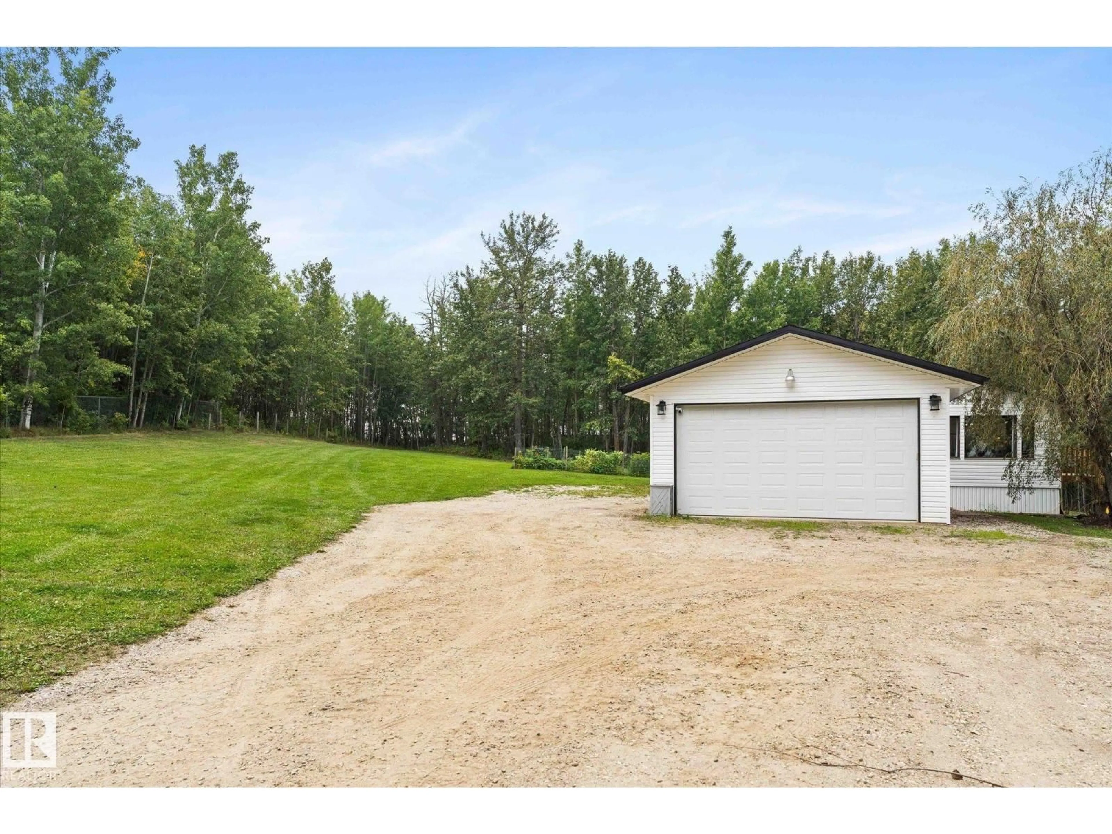 Shed for 54126 - 61 RGE ROAD 30, Rural Lac Ste. Anne County Alberta T0E1V0