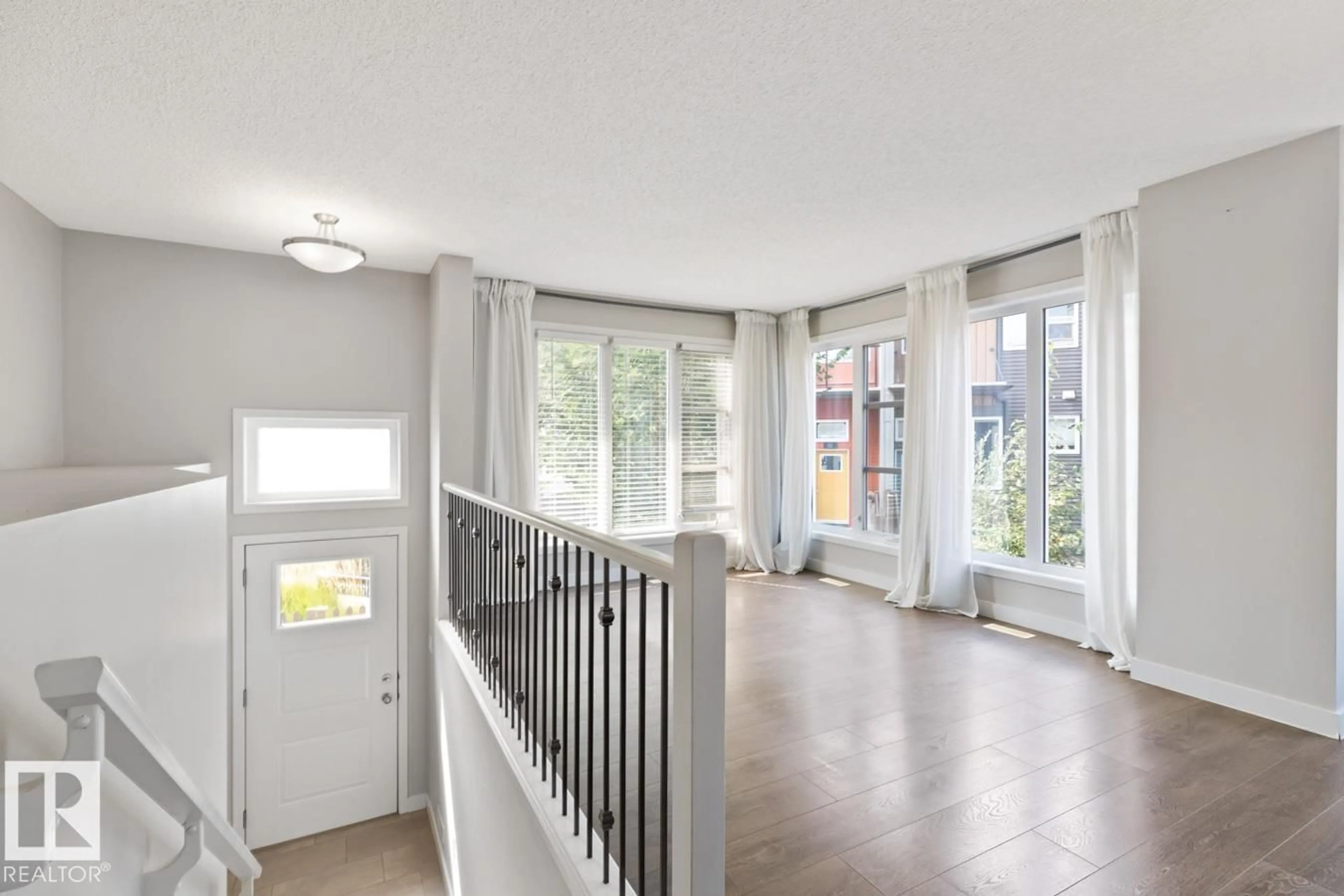 Indoor foyer for #70 - 4470 PROWSE RD, Edmonton Alberta T6W3R5