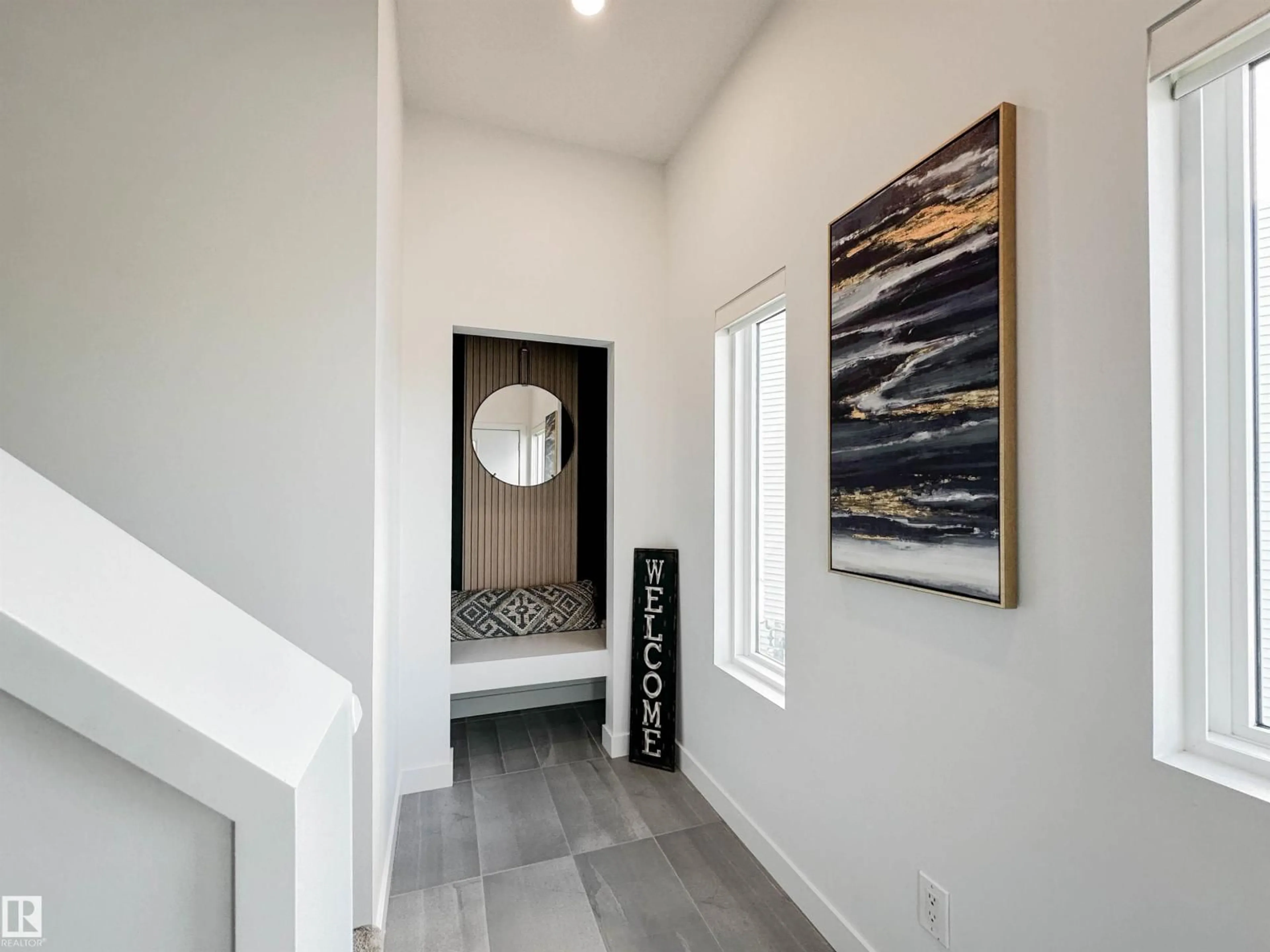 Indoor entryway for #9 - 100 JENSEN LAKES BV, St. Albert Alberta T8N7T9