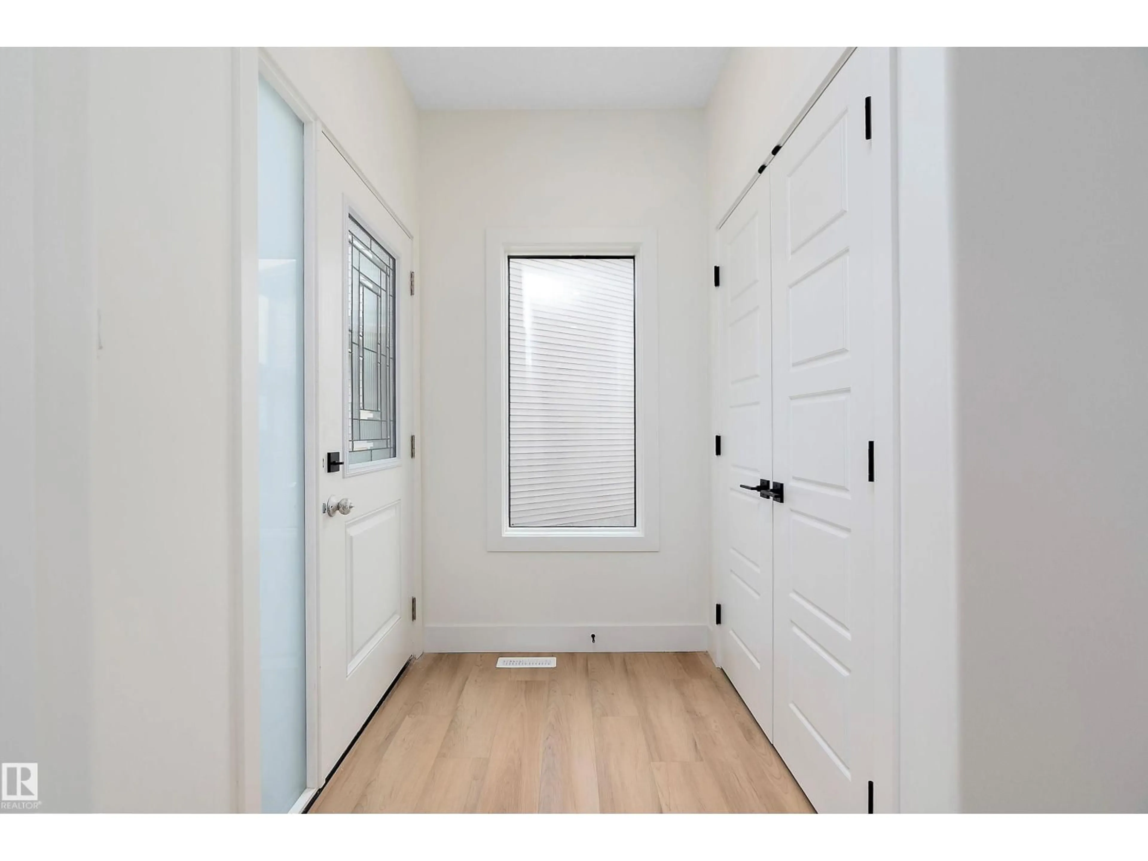 Indoor entryway for NW - 2547 209 ST, Edmonton Alberta T6M2K7