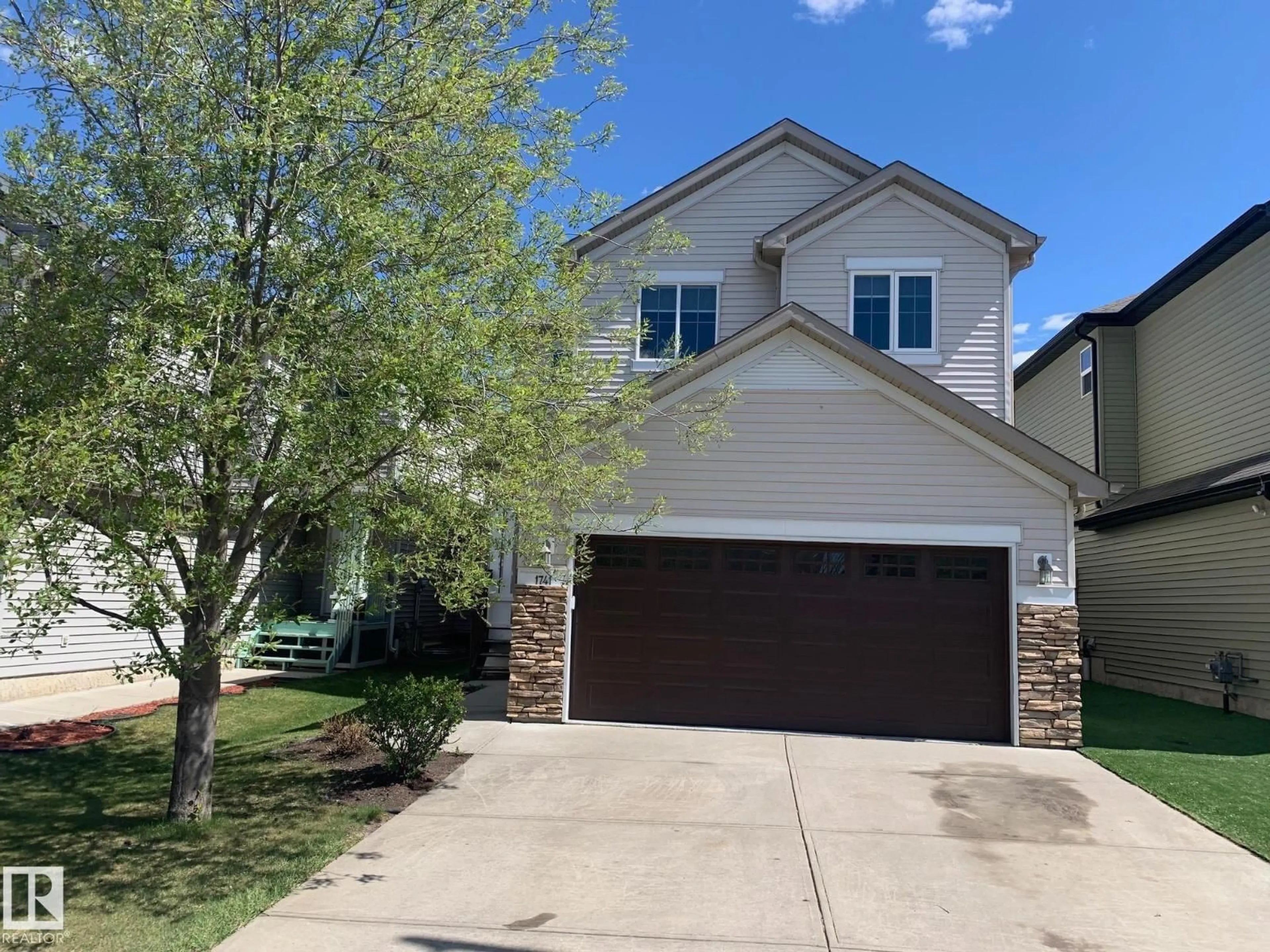 Home with vinyl exterior material, street for SW - 1741 63A ST, Edmonton Alberta T6X0S1