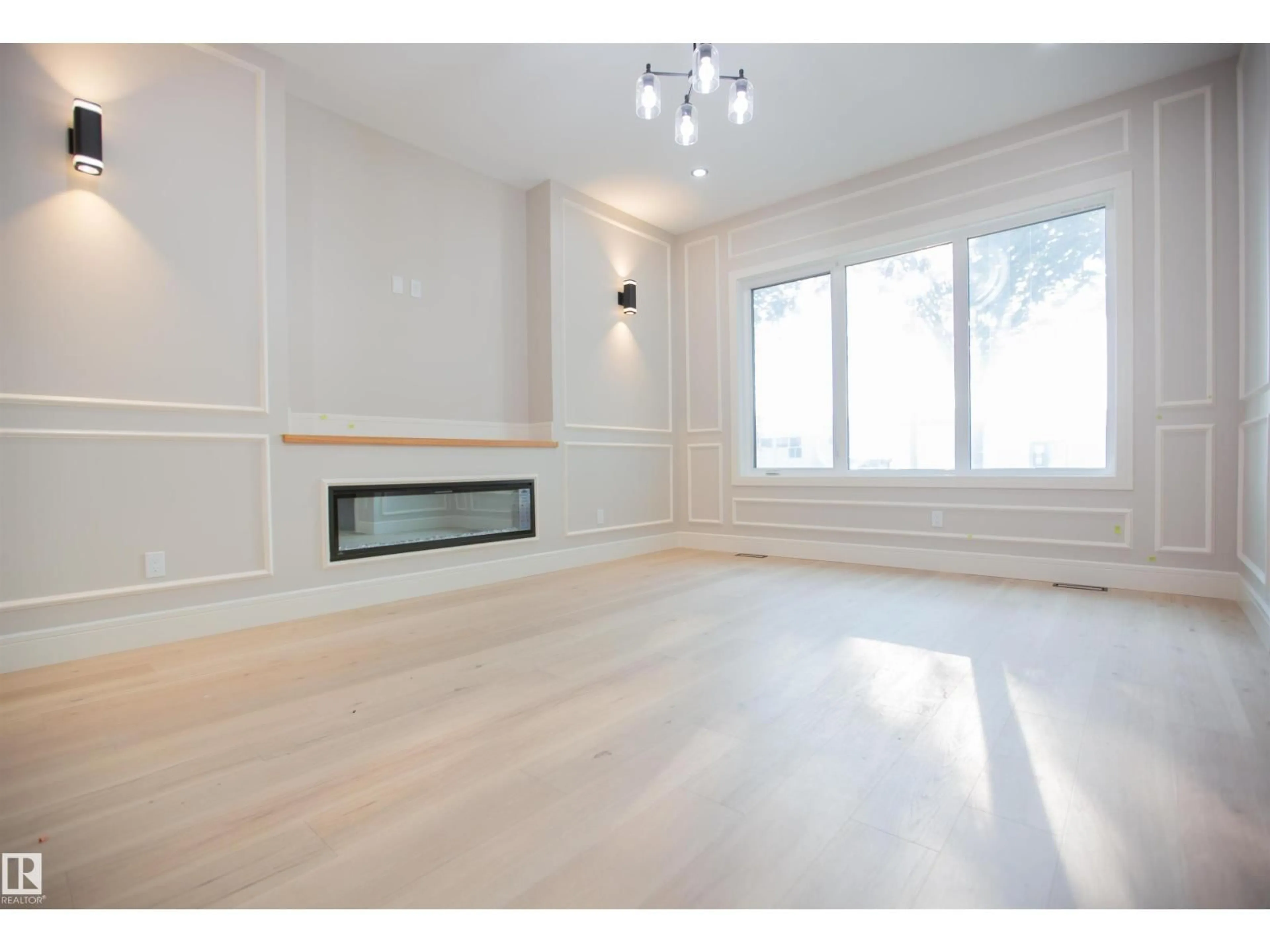 A pic of a room for 9127 143 ST, Edmonton Alberta T5R0P5