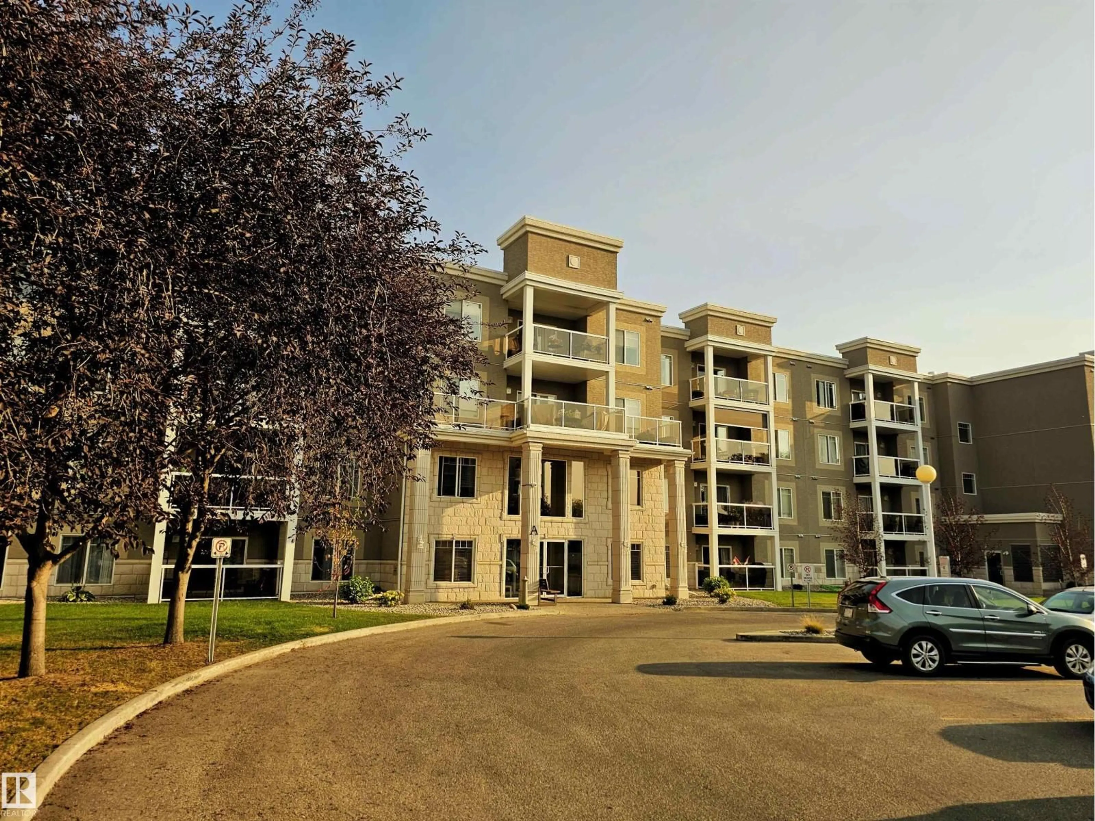 A pic from outside/outdoor area/front of a property/back of a property/a pic from drone, street for 78A - 429 MCKENNEY AV, St. Albert Alberta T8N7E6