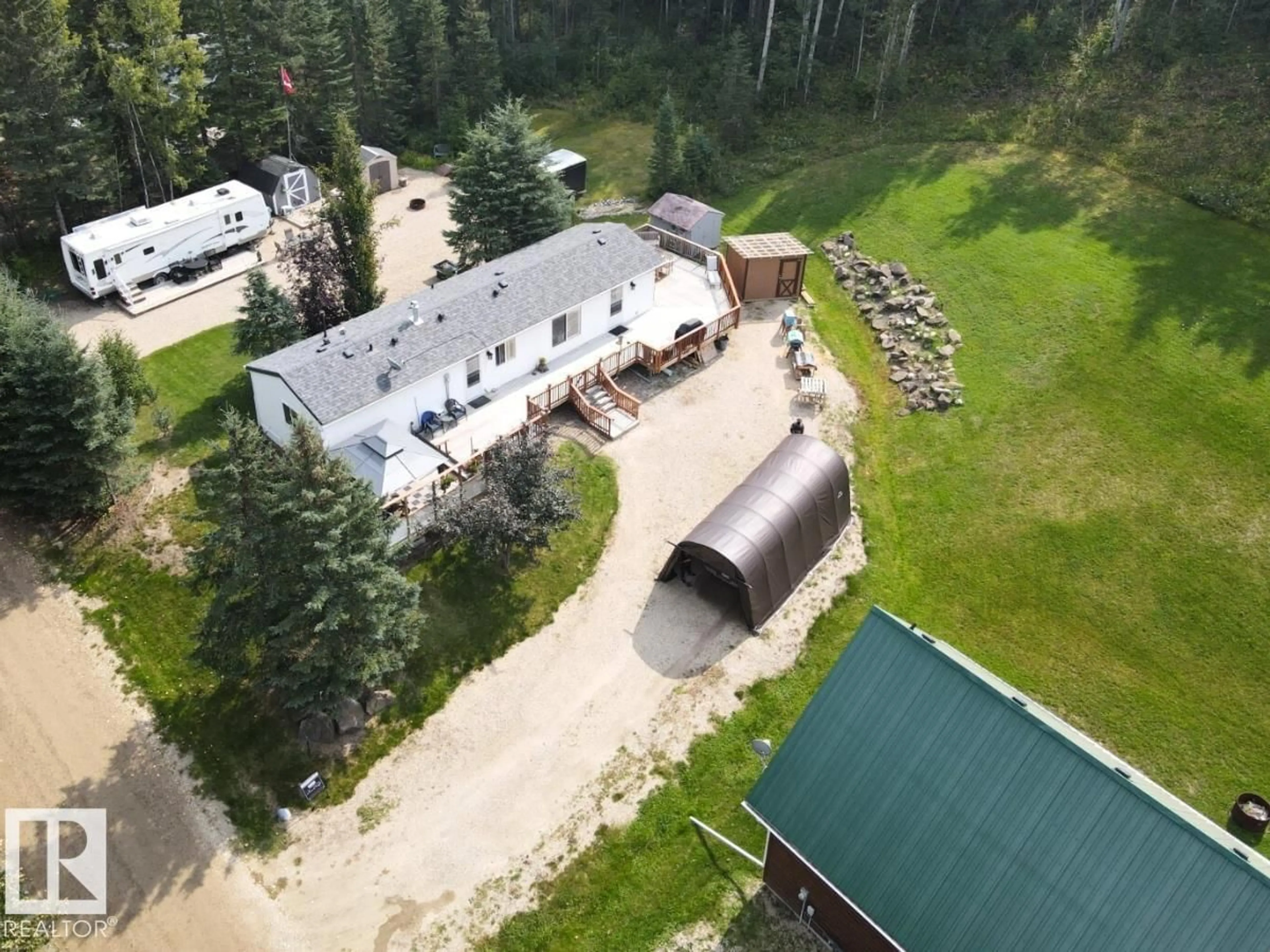 A pic from outside/outdoor area/front of a property/back of a property/a pic from drone, unknown for 18 - 5429 TWP ROAD 494, Rural Brazeau County Alberta T0C1W0