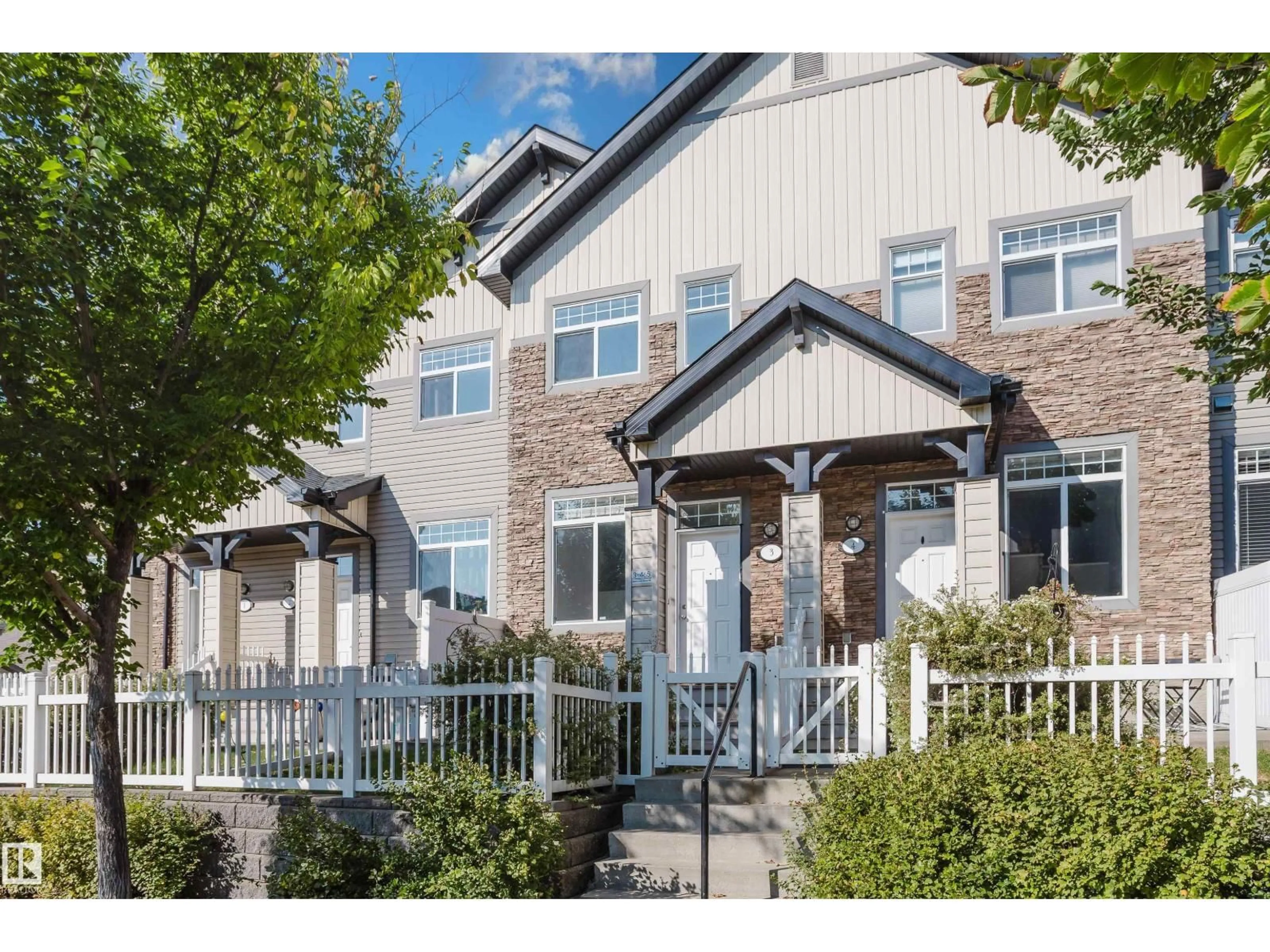 Unknown for #3 - 465 HEMINGWAY RD, Edmonton Alberta T6M0J7