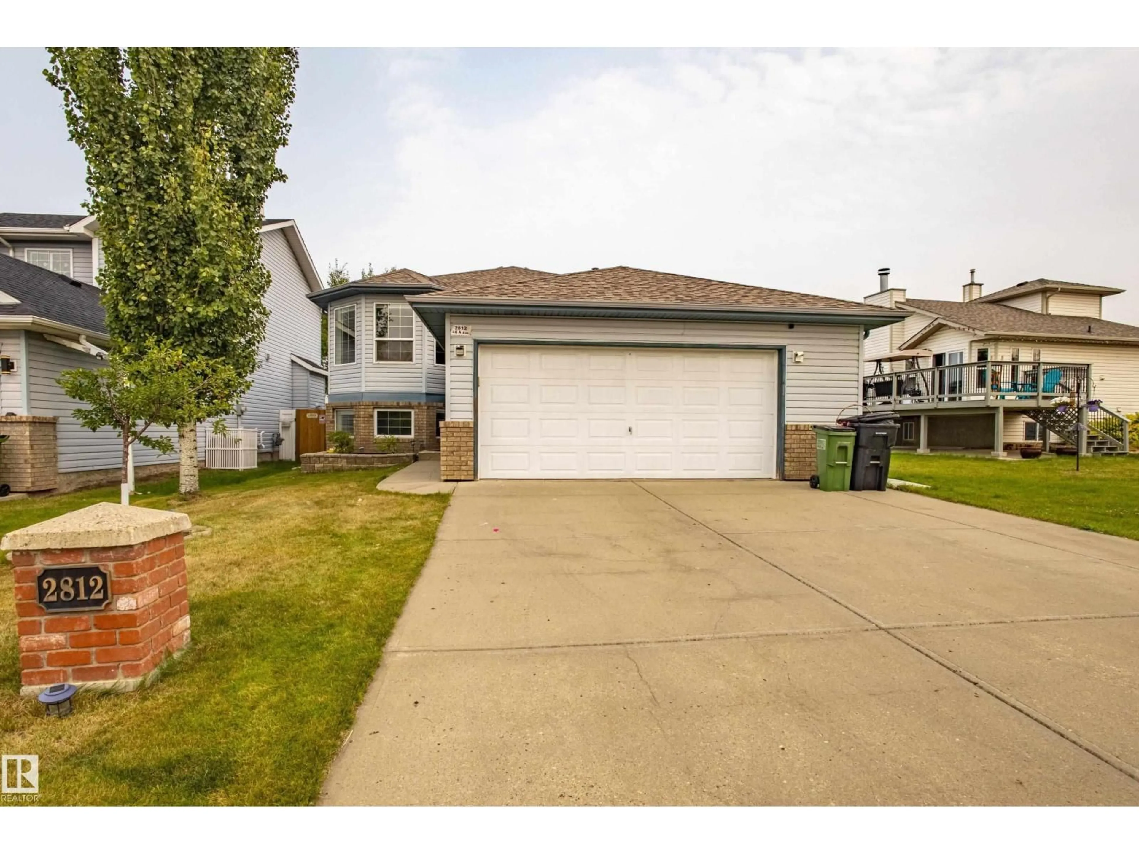 Unknown for 2812 40A AV NW, Edmonton Alberta T6T1L7