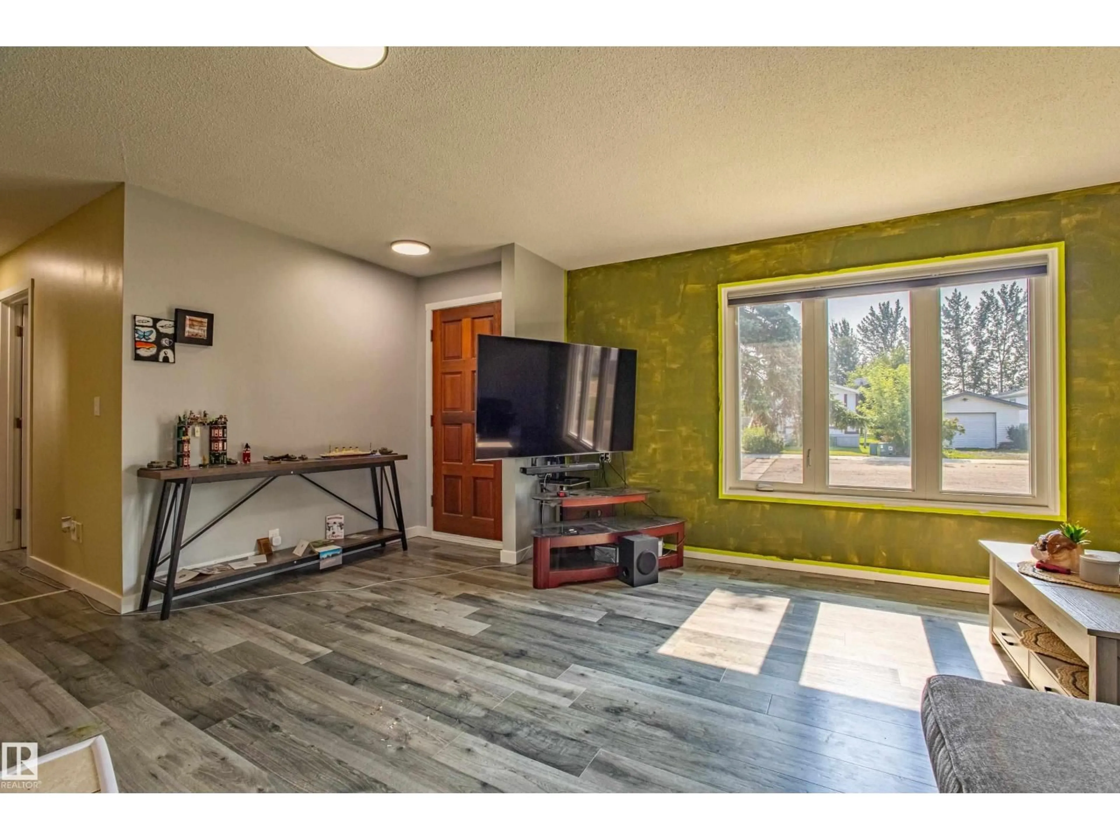 Unknown for 5453 EASTVIEW CR, Redwater Alberta T0A2W0