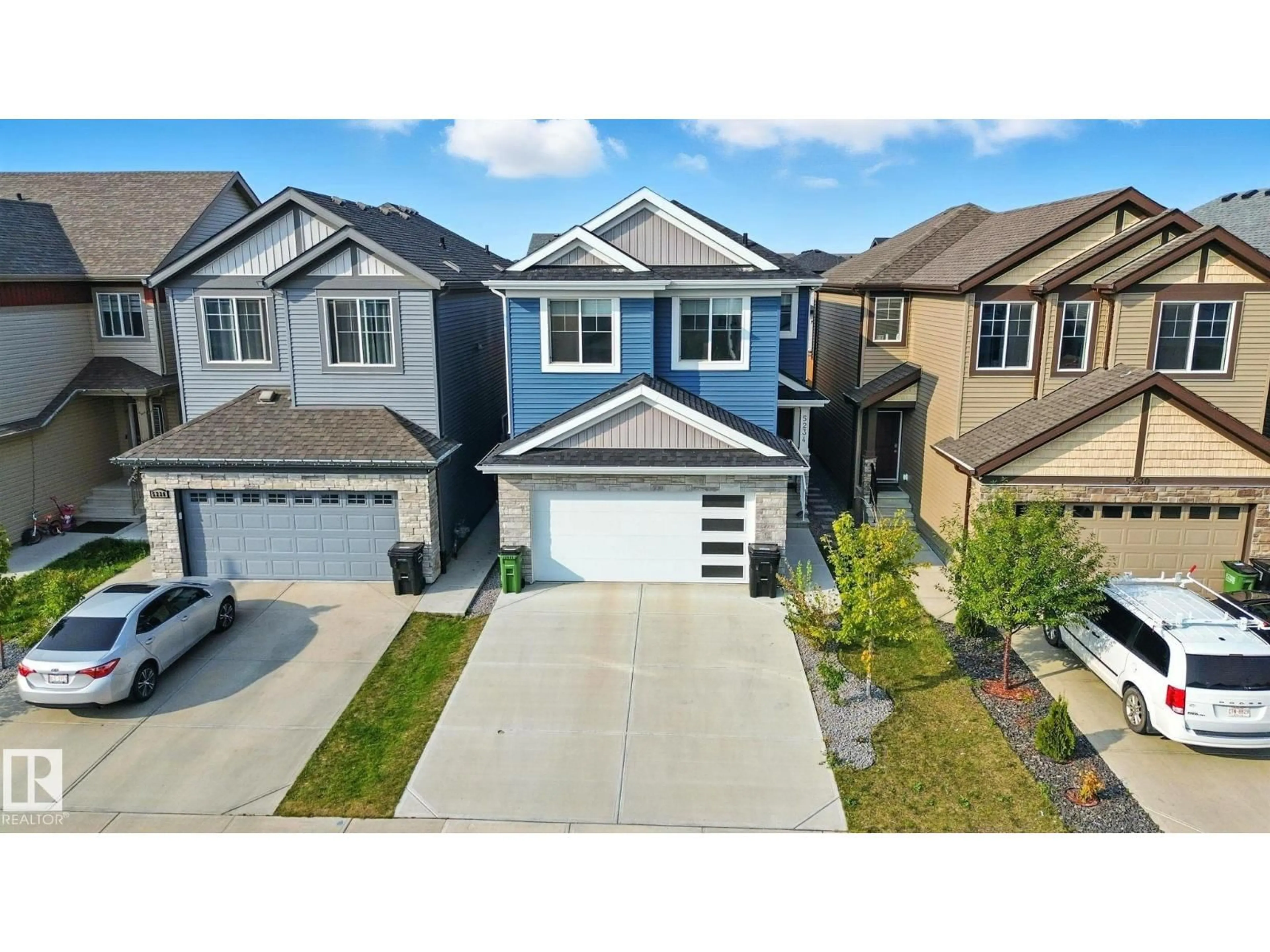 A pic from outside/outdoor area/front of a property/back of a property/a pic from drone, street for 5234 23 AV SW, Edmonton Alberta T6L6Y7