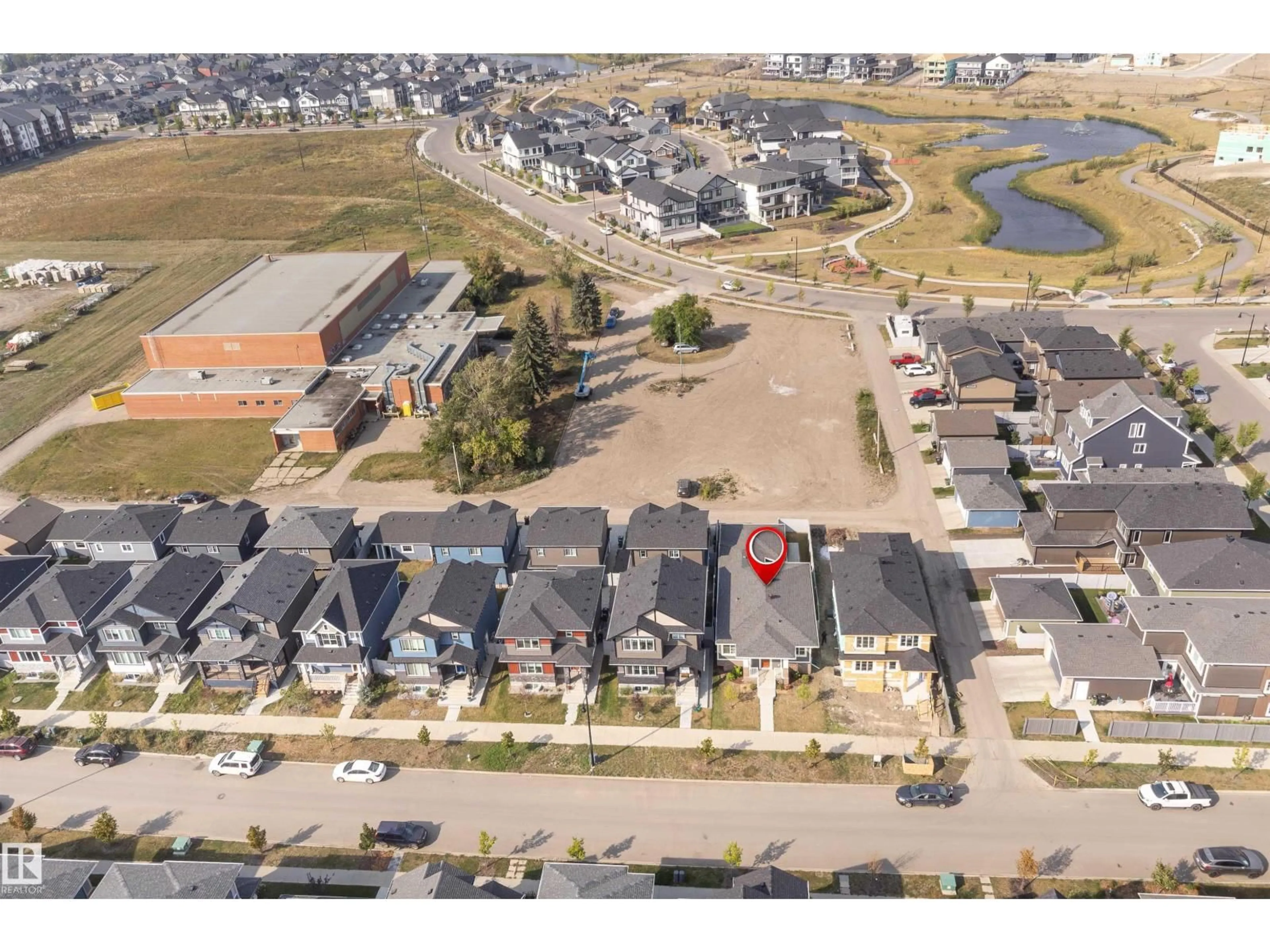 A pic from outside/outdoor area/front of a property/back of a property/a pic from drone, street for 6214 HAMPTON GRAY AV, Edmonton Alberta T5E6X6
