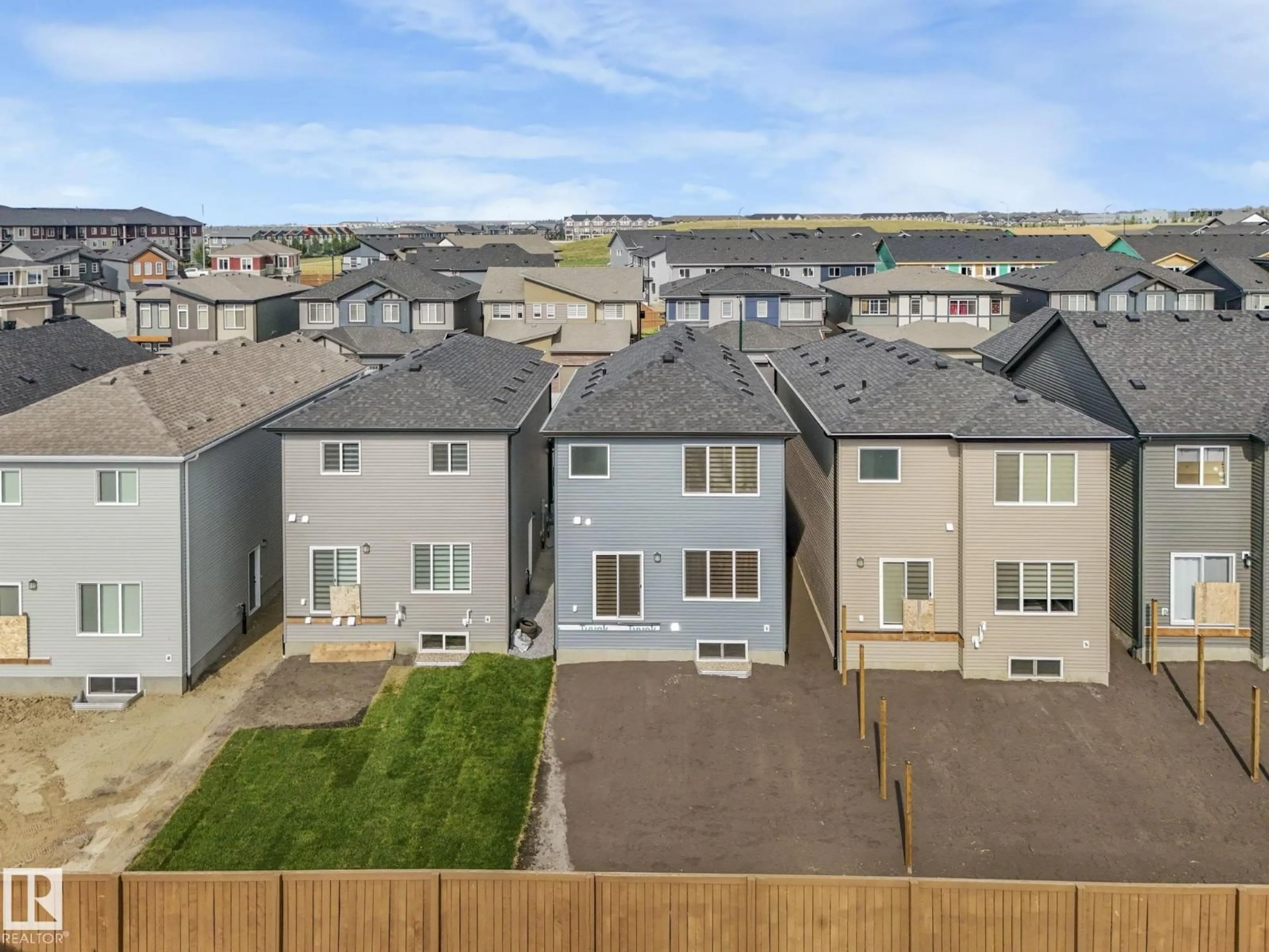 A pic from outside/outdoor area/front of a property/back of a property/a pic from drone, unknown for SW - 6415 27 AV, Edmonton Alberta T6X3G5