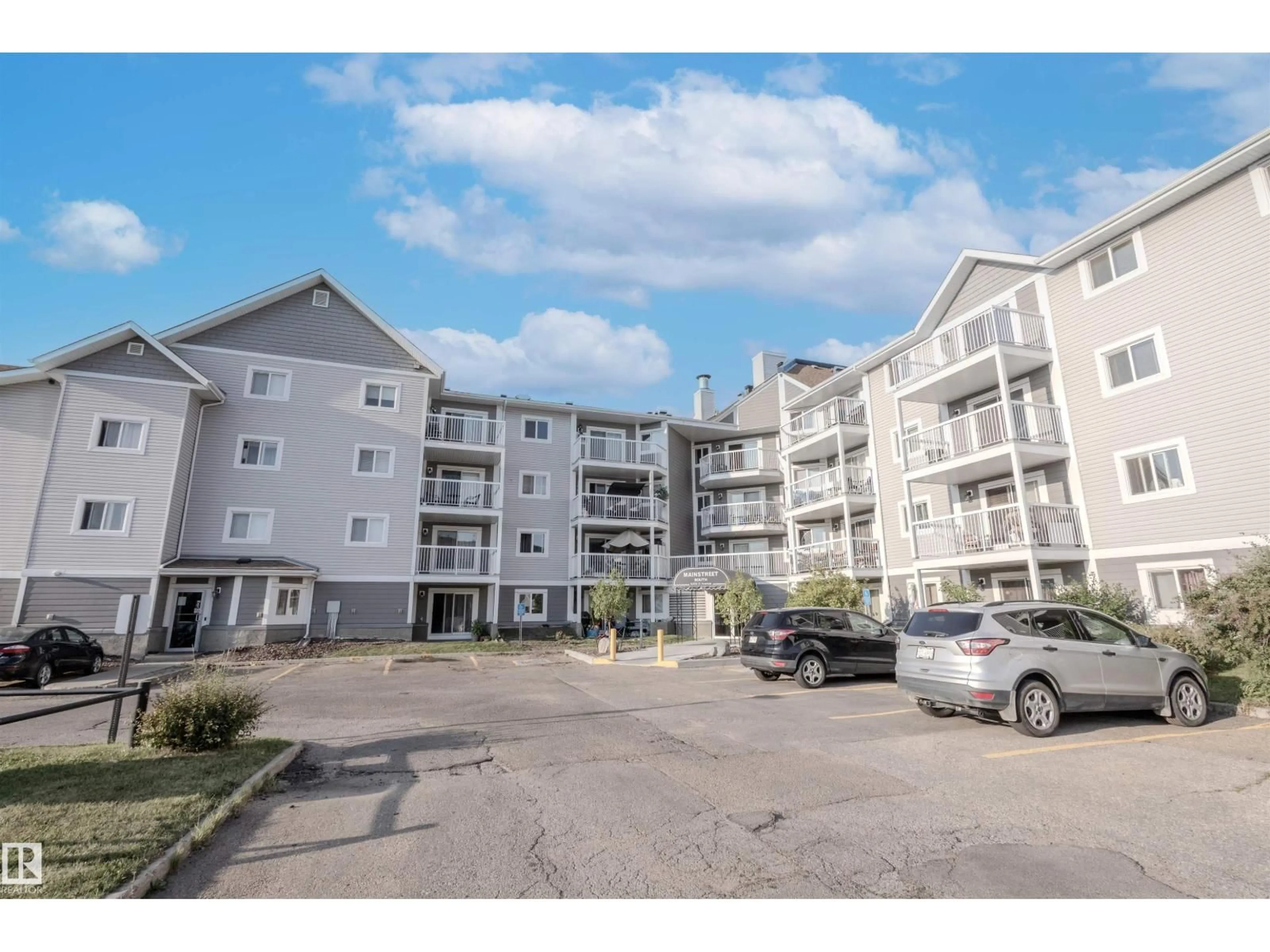 A pic from outside/outdoor area/front of a property/back of a property/a pic from drone, unknown for 305 - 5005 31 AV, Edmonton Alberta T6L6S6