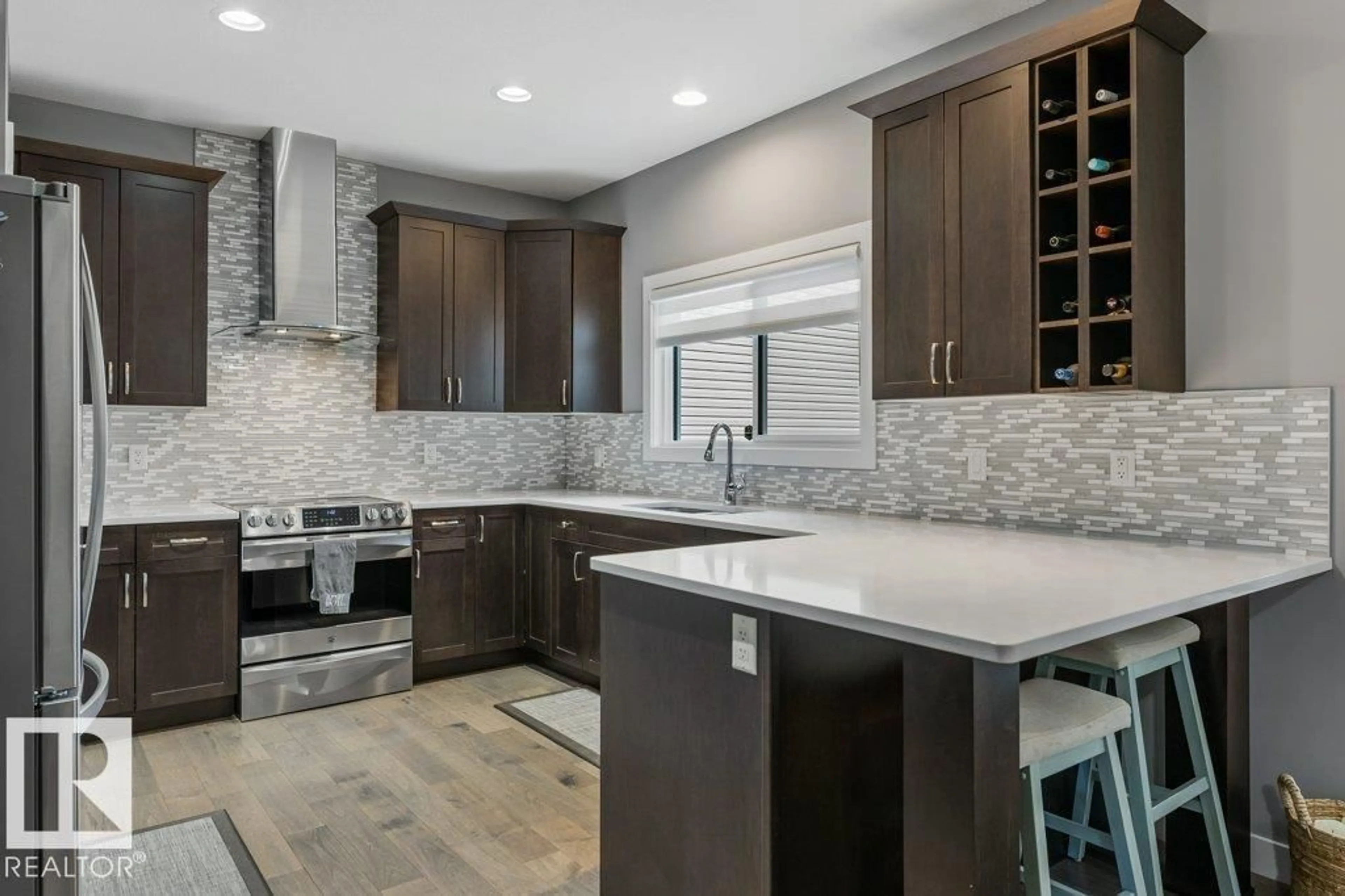 Contemporary kitchen, ceramic/tile floor for 21 ELISE PL, St. Albert Alberta T8N7P5