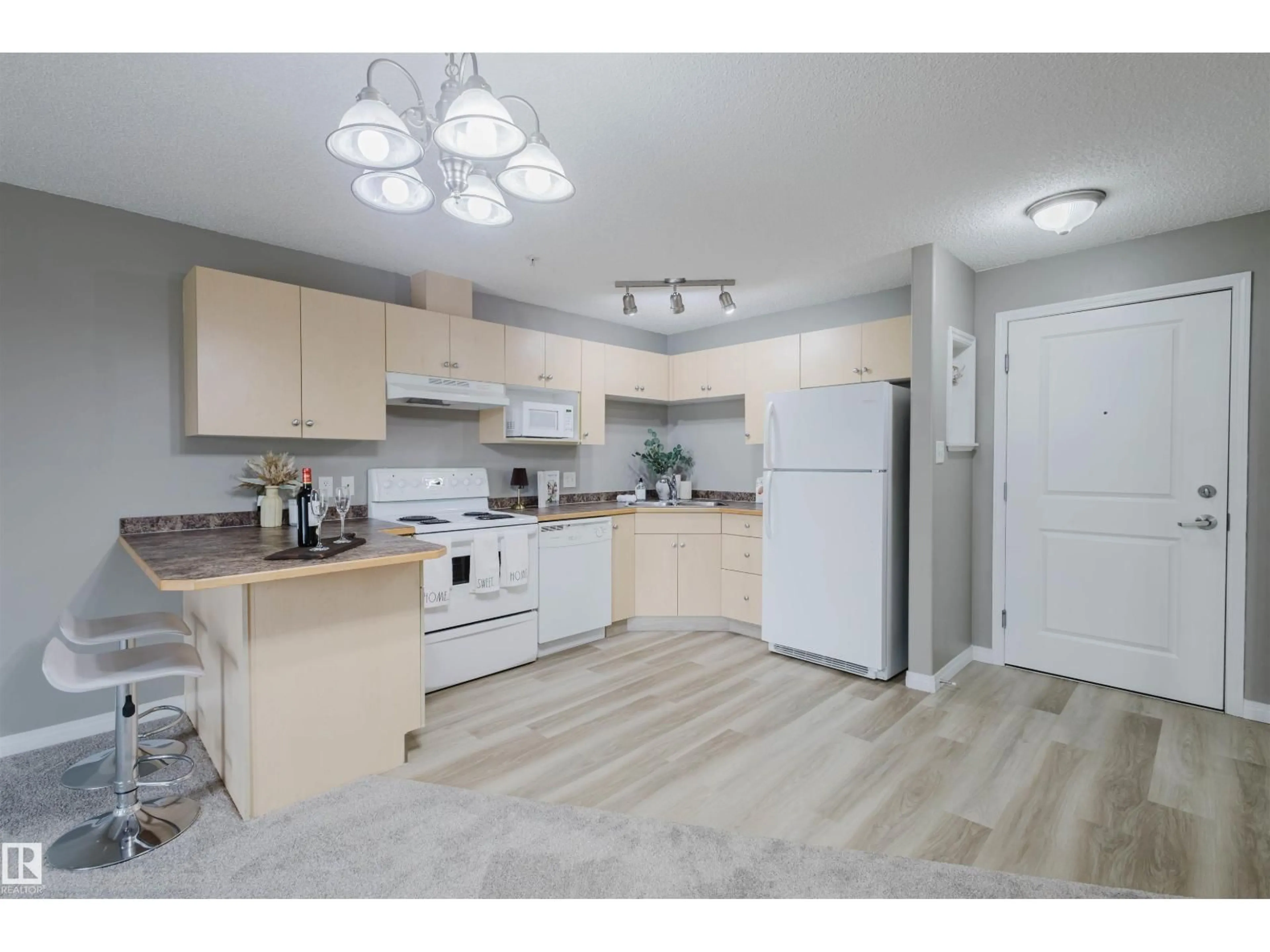 Standard kitchen, unknown for 436 - 11325 83 ST, Edmonton Alberta T5B4W5