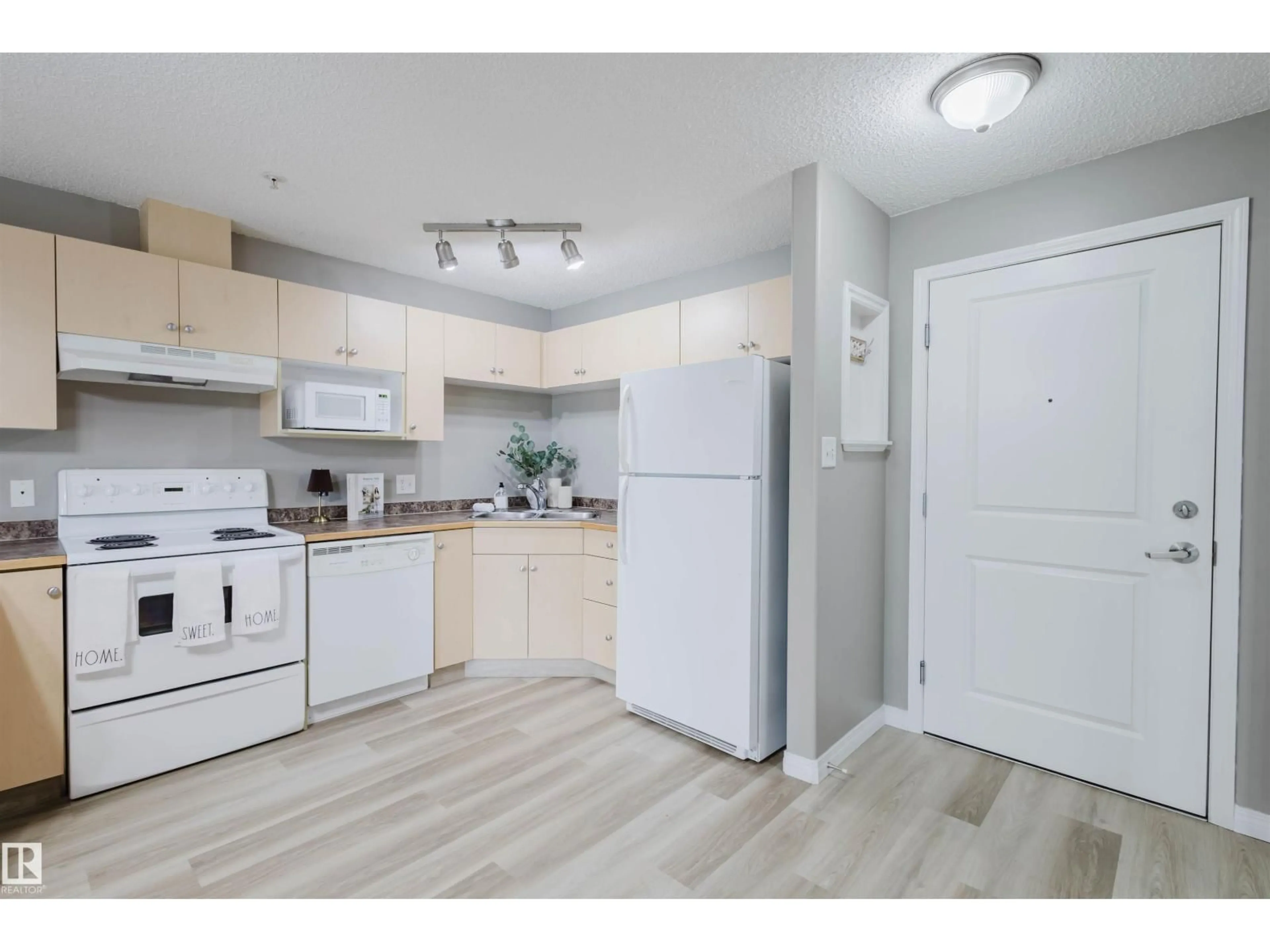 Standard kitchen, unknown for 436 - 11325 83 ST, Edmonton Alberta T5B4W5