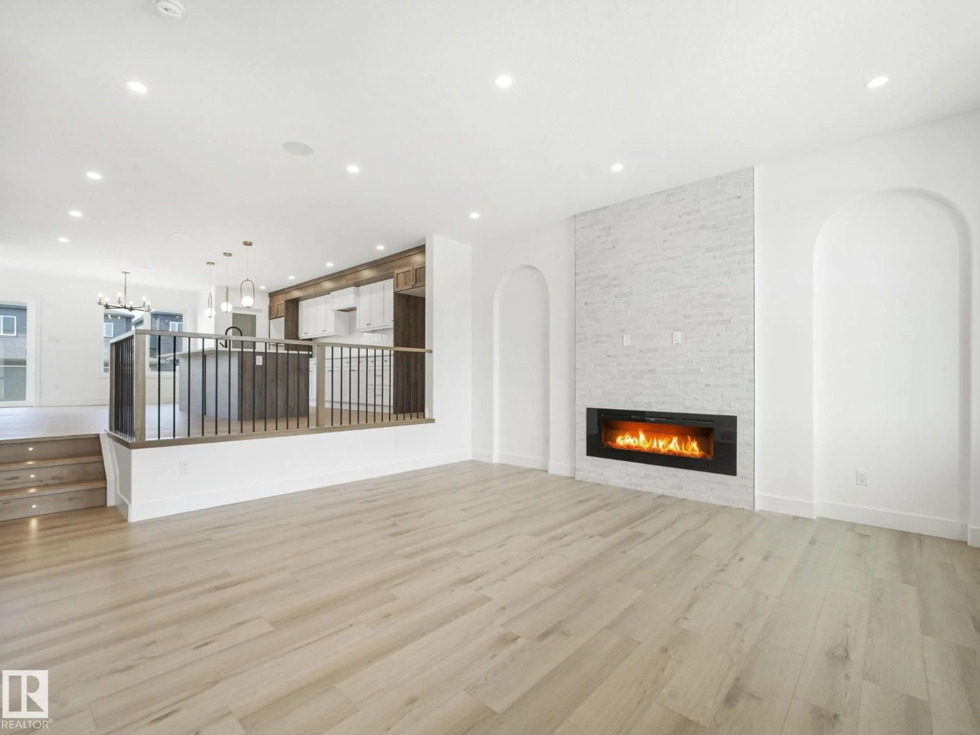 Unknown for 18 CATRIA POINT, Sherwood Park Alberta T8H3A9