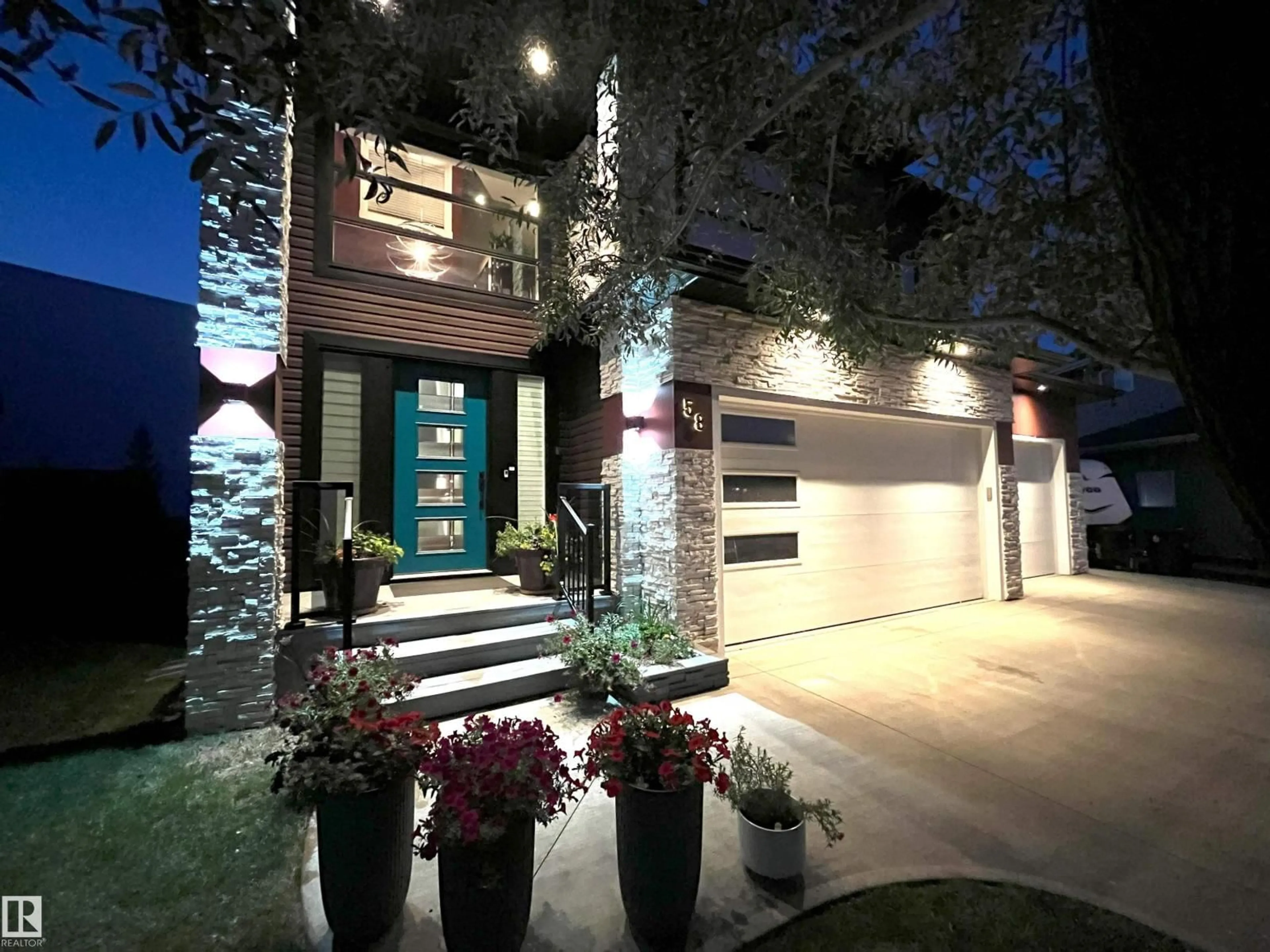 Indoor entryway for 58 LAMPLIGHT DR, Spruce Grove Alberta T7X0G8