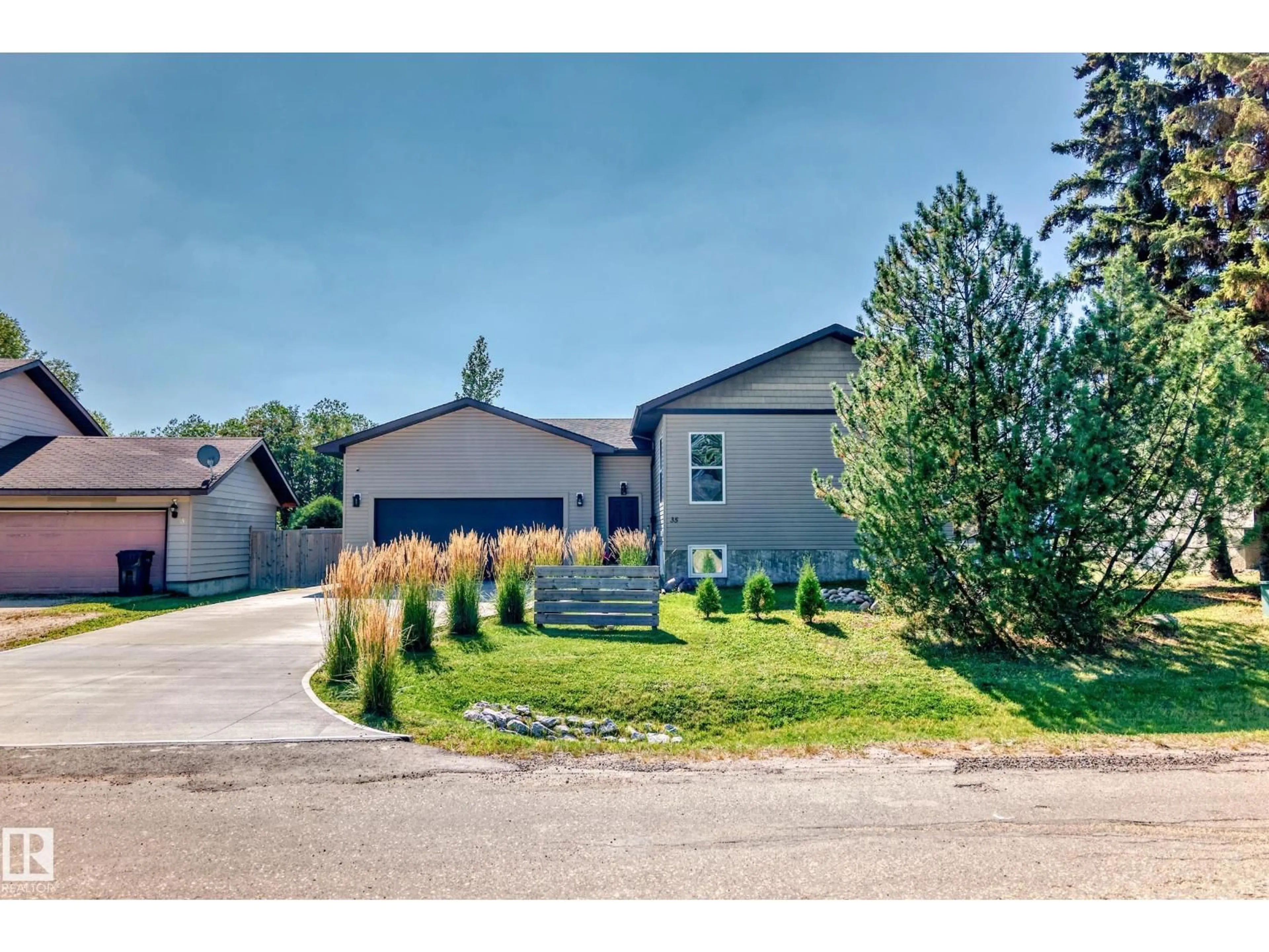 Unknown for 35 54200 RGE ROAD 265, Villeneuve Alberta T8T0E2