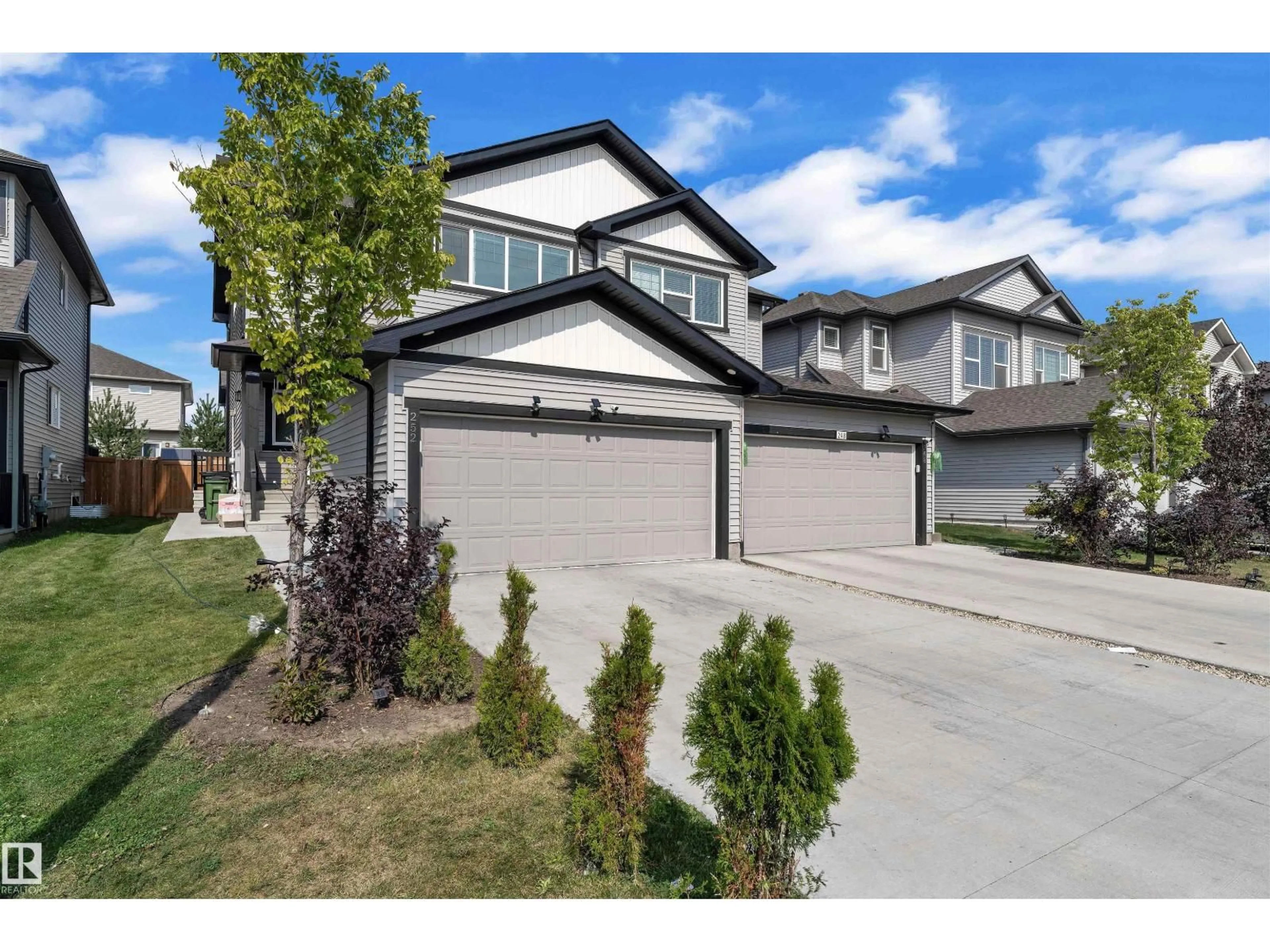 Unknown for 252 39 AV, Edmonton Alberta T6T1J2