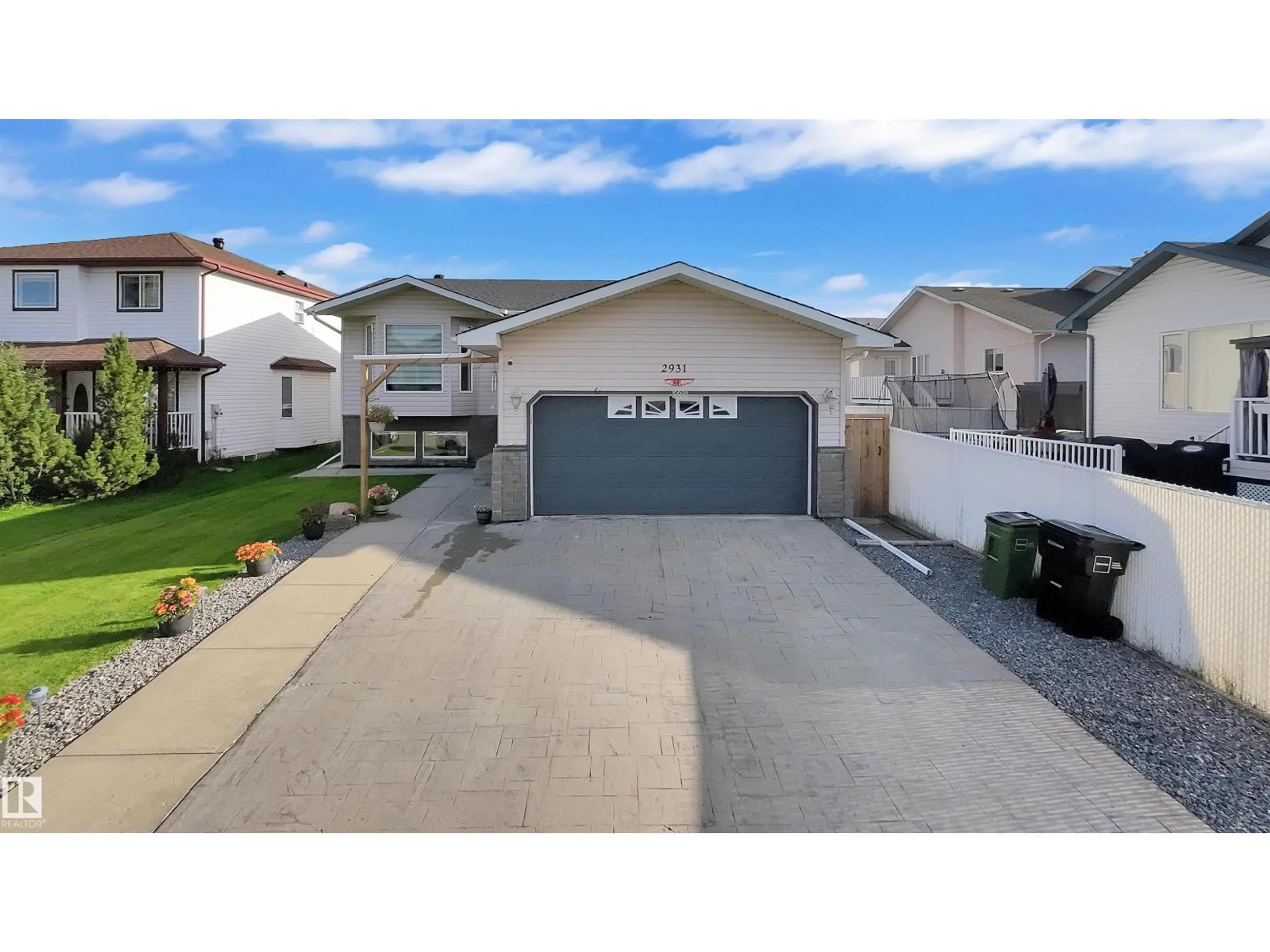 Unknown for 2931 151A AV, Edmonton Alberta T5Y2Y5